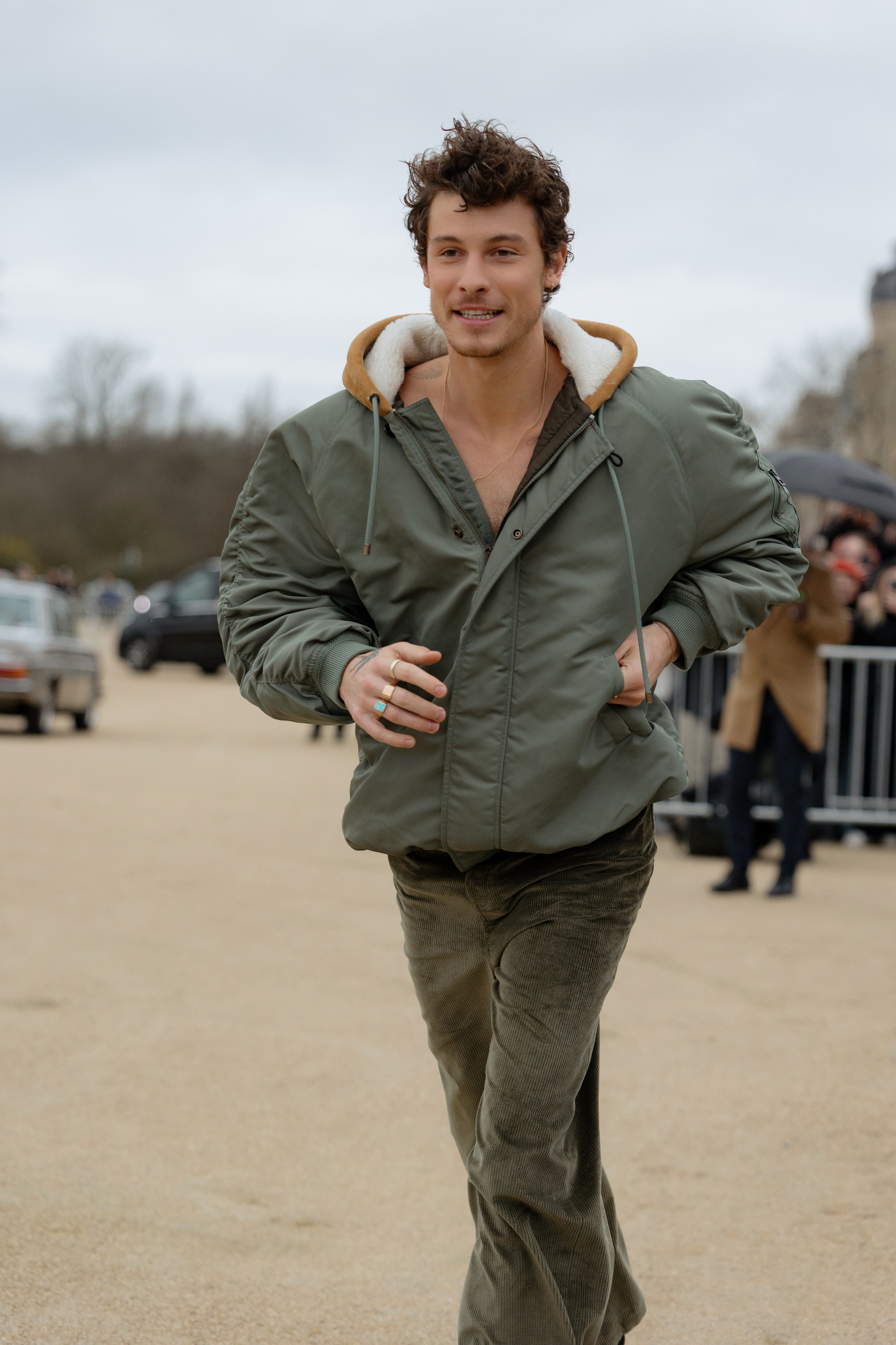 LOEWE PFW WOMENSWEAR FALL-WINTER 24/25. Photographer in Milan Ivan Goncharov