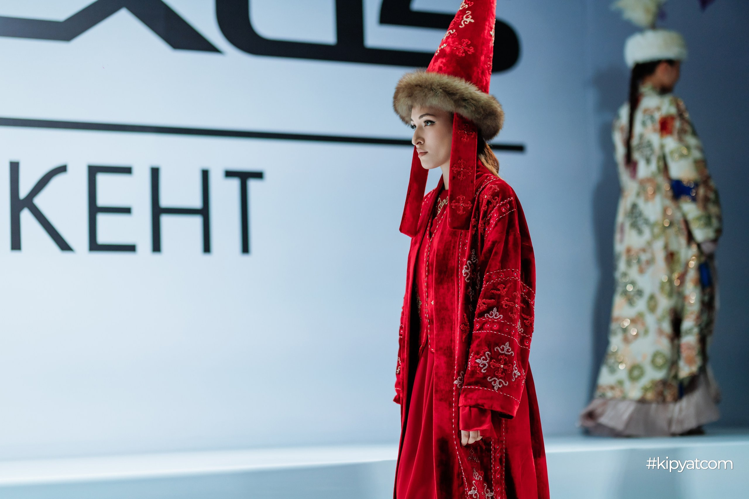 KAZAKHSTAN FASHION WEEK SHYMKENT 11 SEASON. Кипятком Шымкент