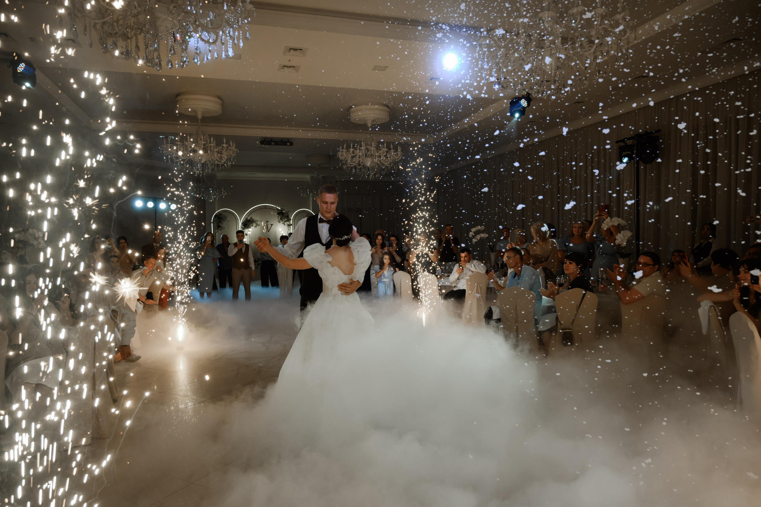 В + В. Свадебный фотограф в г. Астрахань. Так же выезжаю в другие города