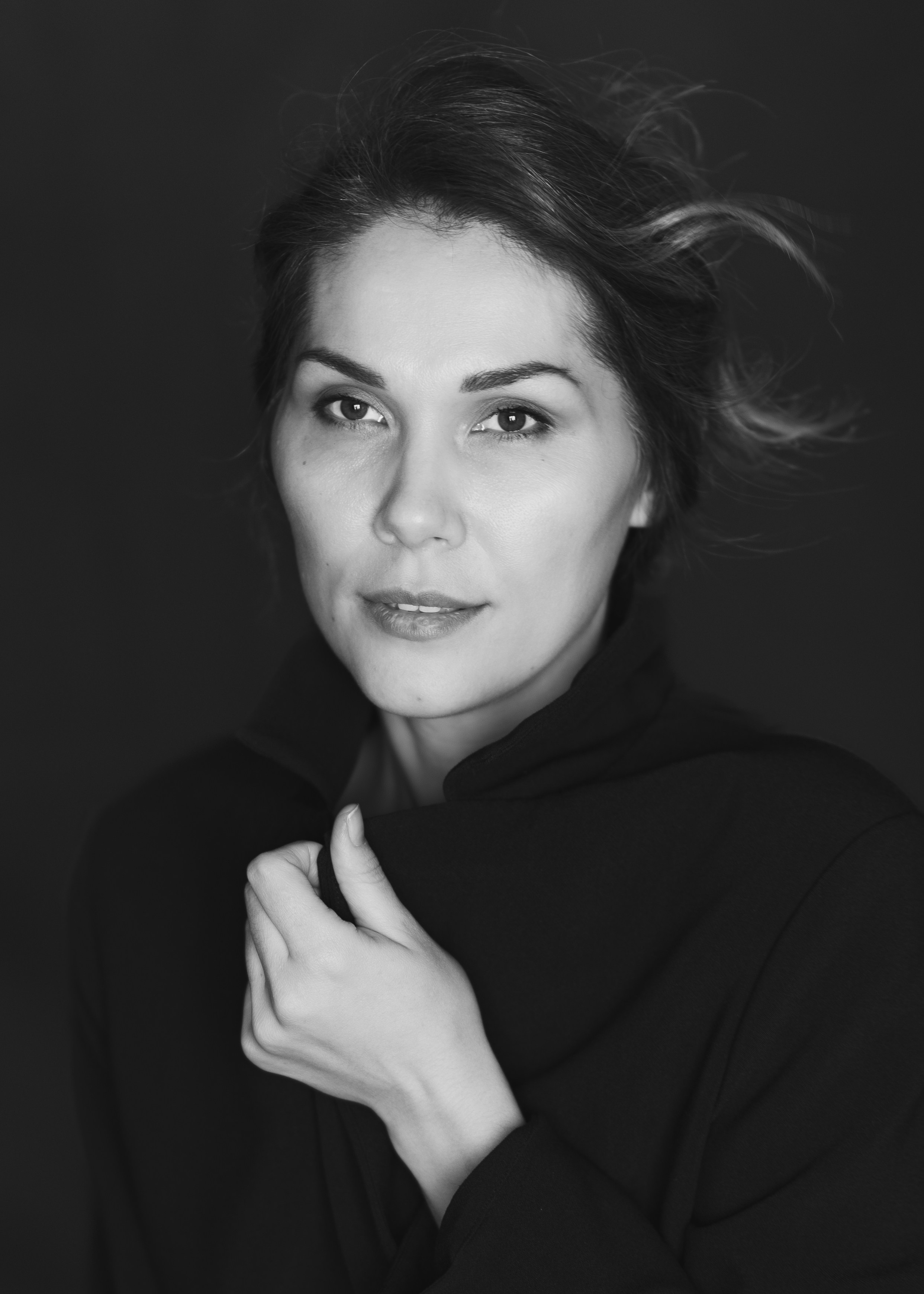 Женский портрет 35+. Женский портретный фотограф 35+ Воронеж. Добро пожаловать в магию ЧБ портрета