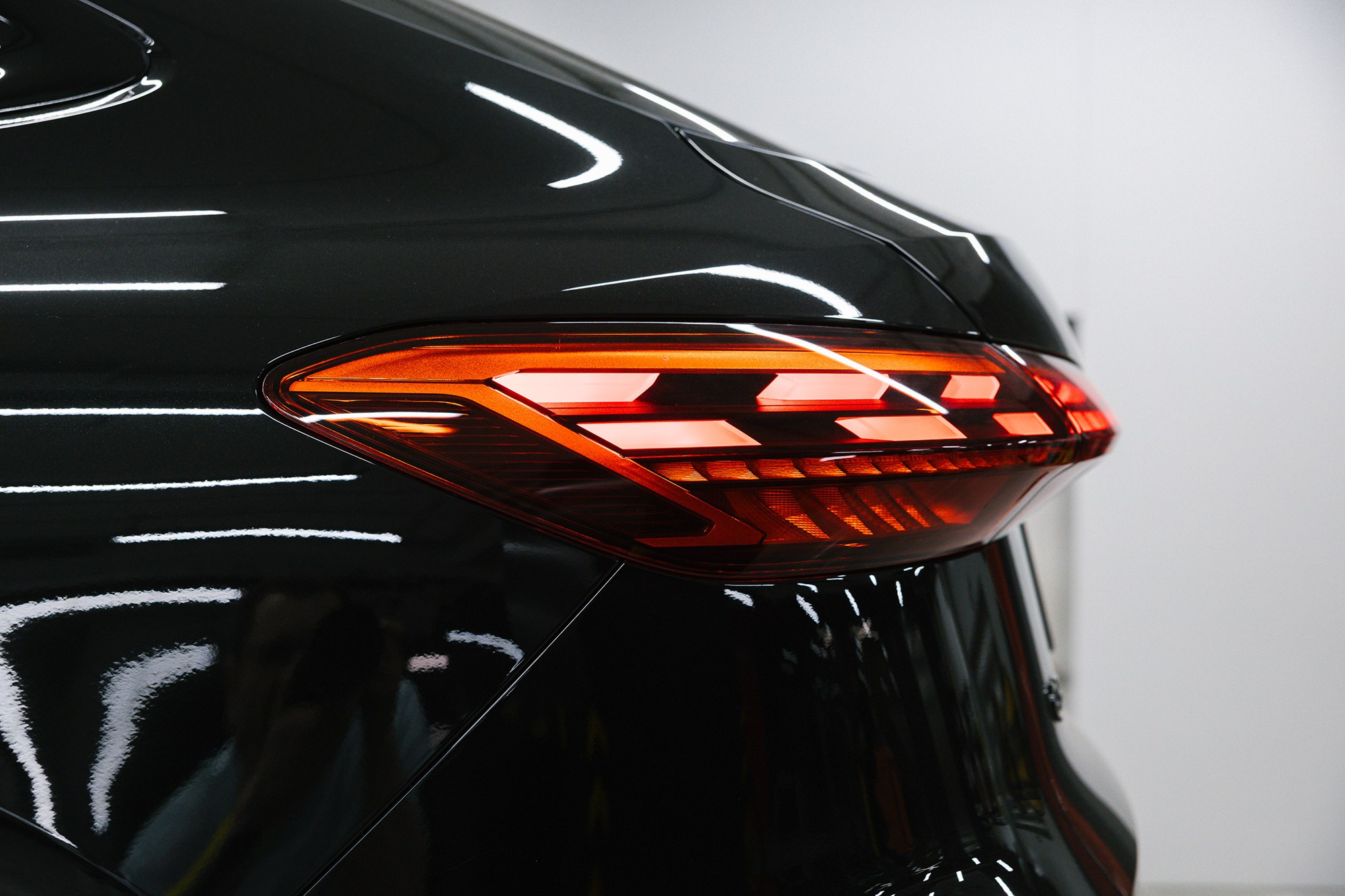 Audi Q5 Sportback 40 TFSI 2.0 quattro S tronic (204 л. с.). Автосалон «Х-Авто»