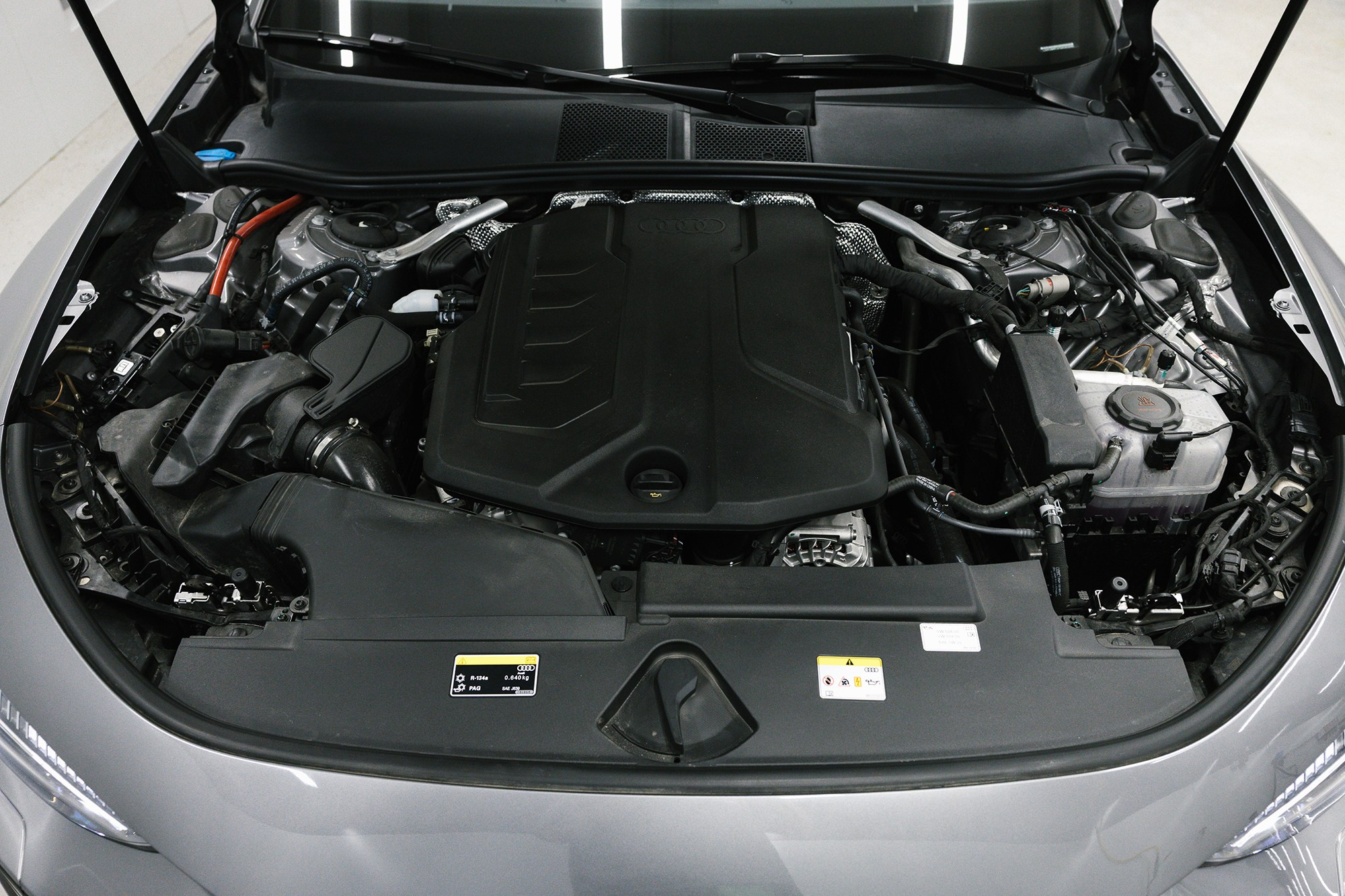 Audi A5  40 TFSI 2.0 quattro S tronic (204 л. с.). Автосалон «Х-Авто»