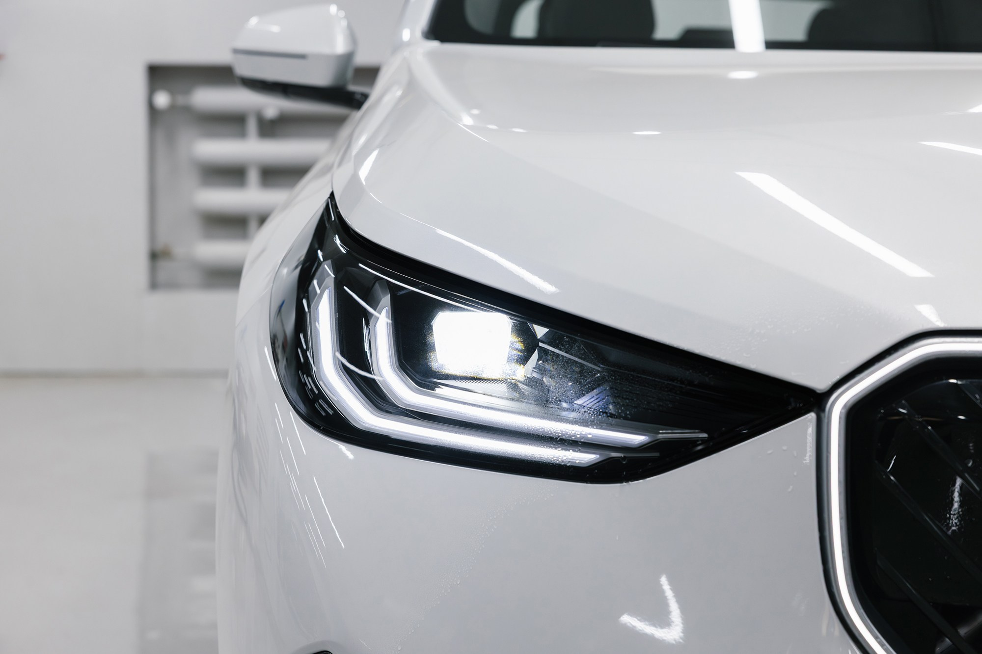 BMW X3 White G45. Новые автомобили