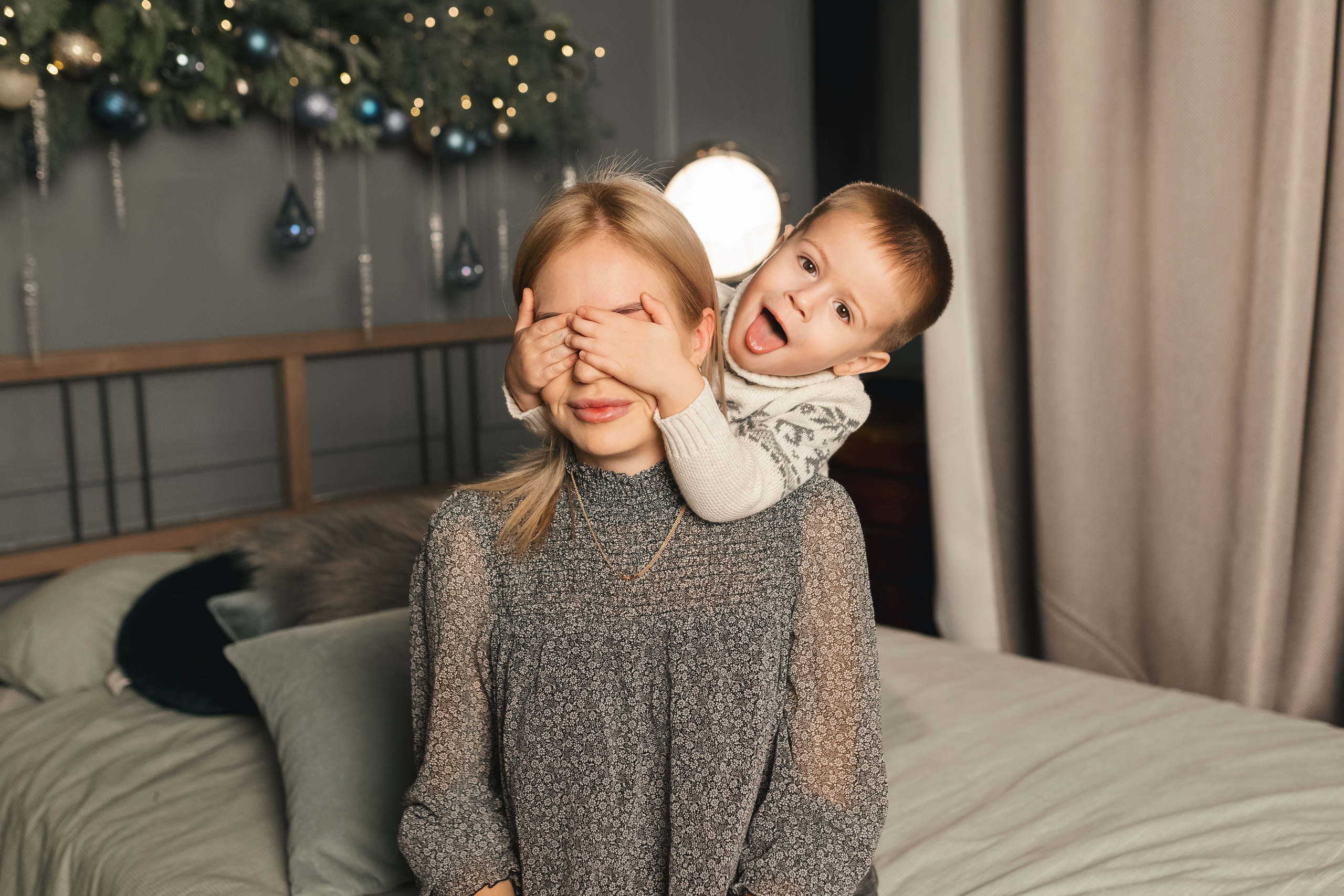 Семейная новогодняя фотосессия в Хабаровске. Свадебный фотограф в Хабаровске