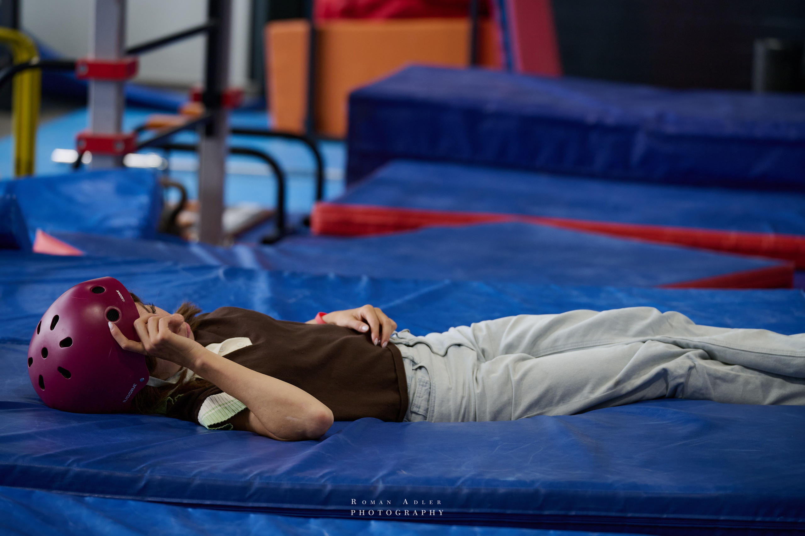 Репортаж со съёмок фильма «Своя в доску». Фотограф Роман Адлер