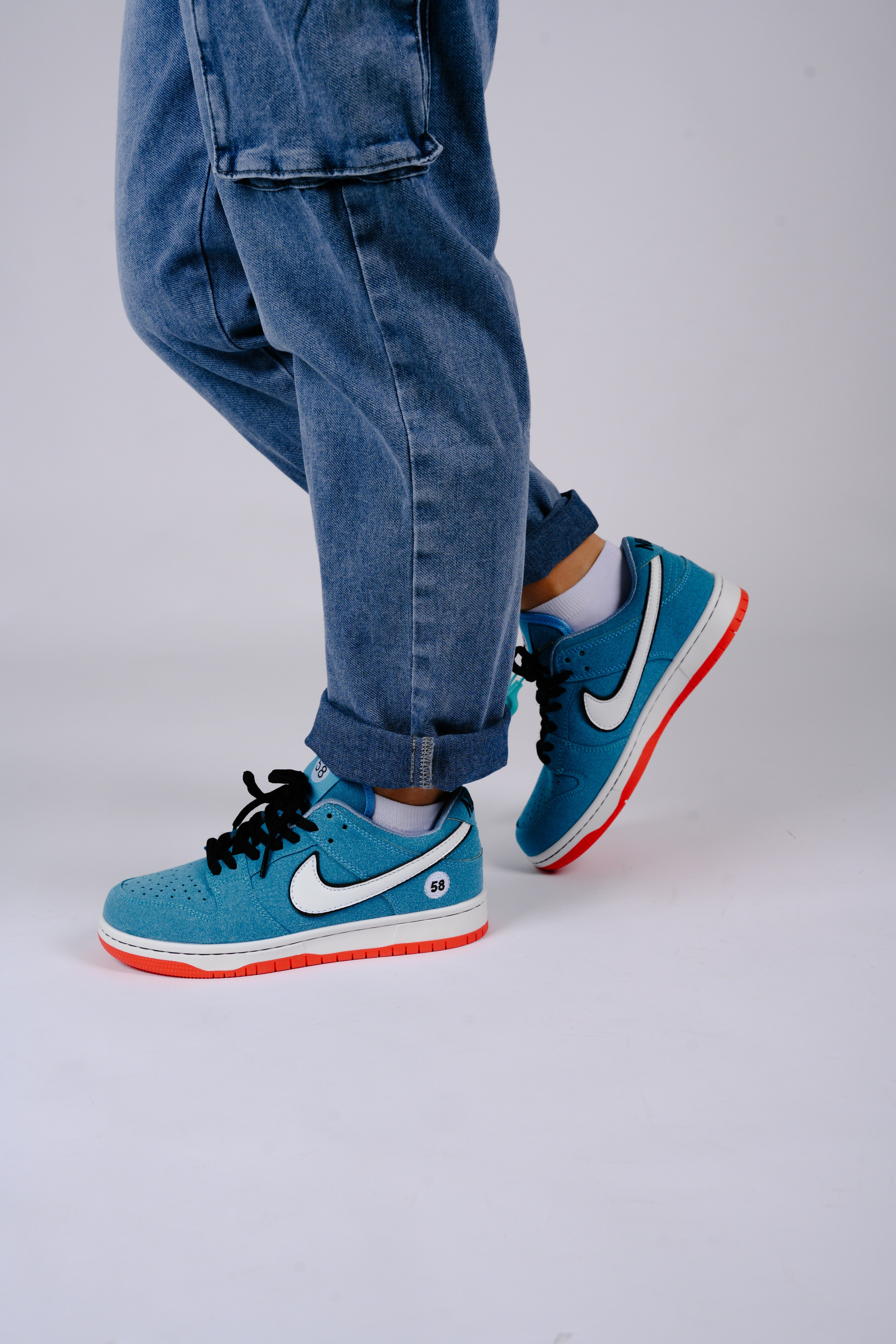 Кроссовки для wb. Фотограф в Красноярске