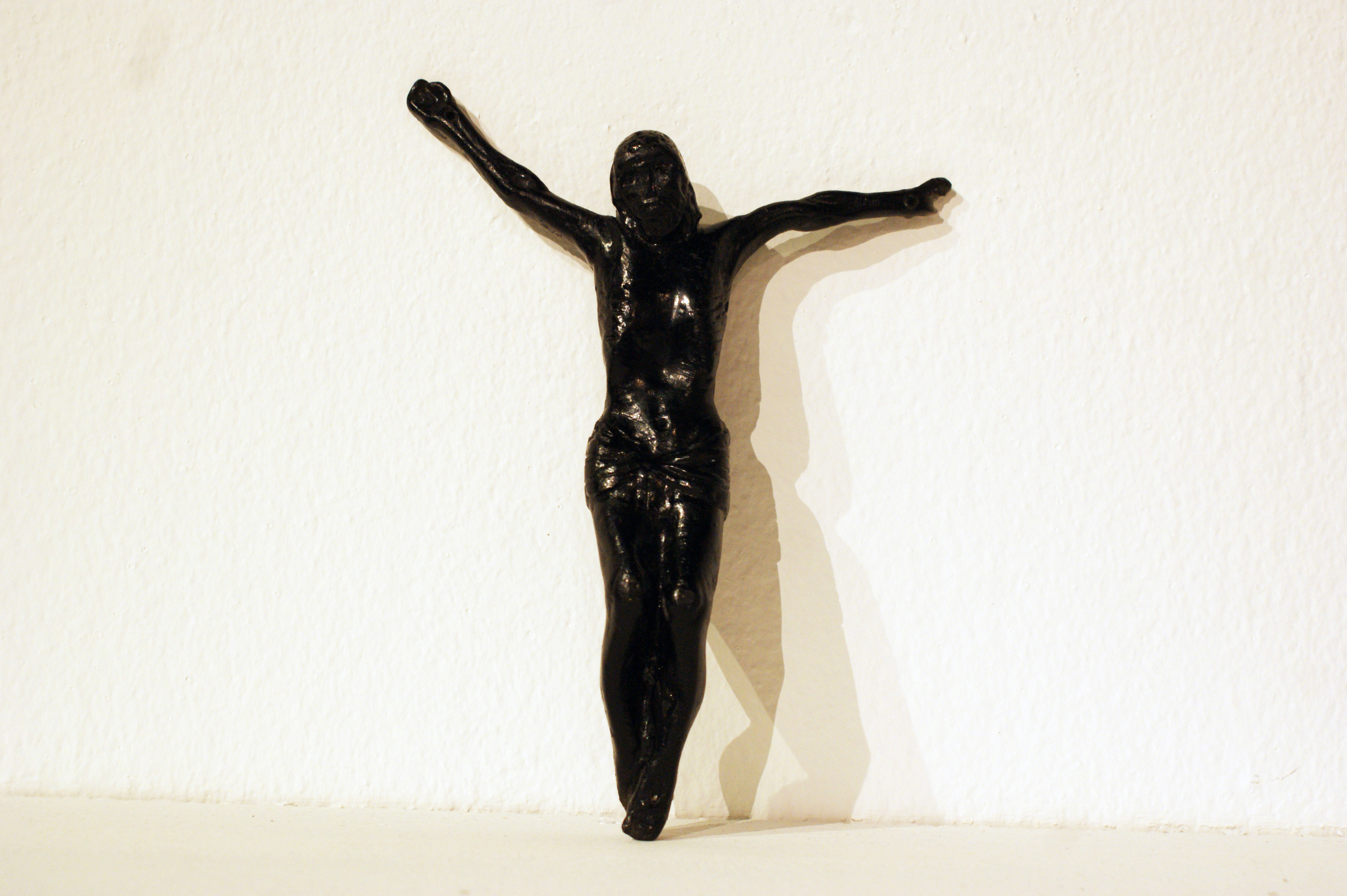 Акцион Кости - это игра на произведения искусства