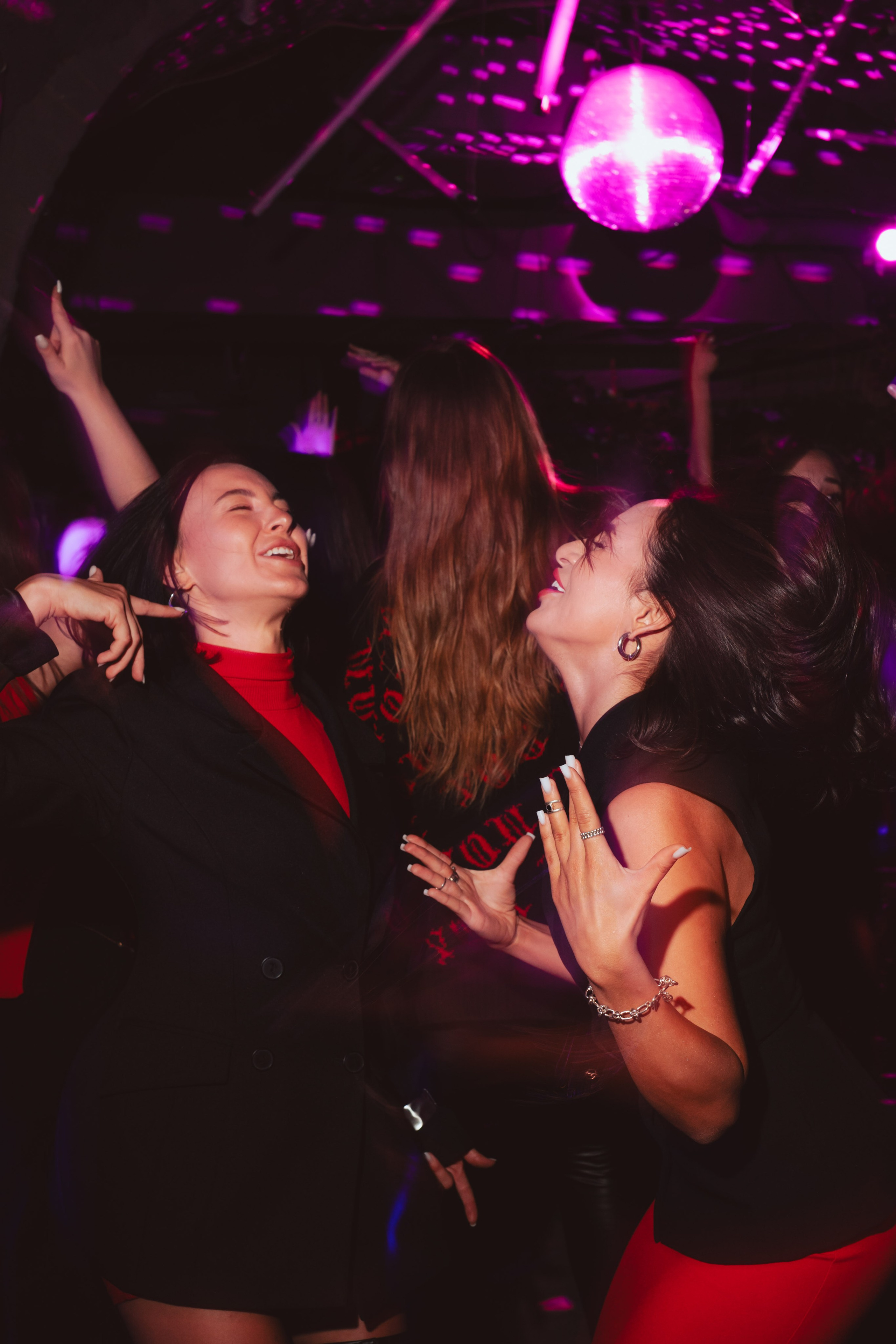 SO STRIP // Woman's moment. Репортажный фотограф в Казани Виктория Трунова