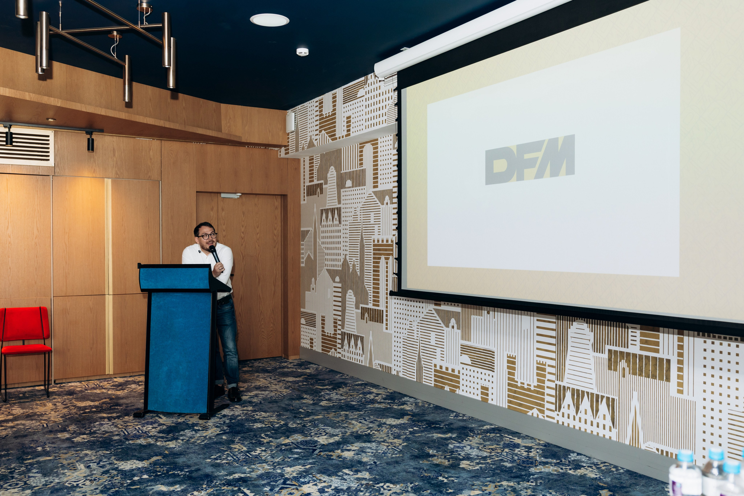 RMG Форум отель Mercure (1день). Фотограф в Калининграде свадебная фотография, репортажная, фотосессии