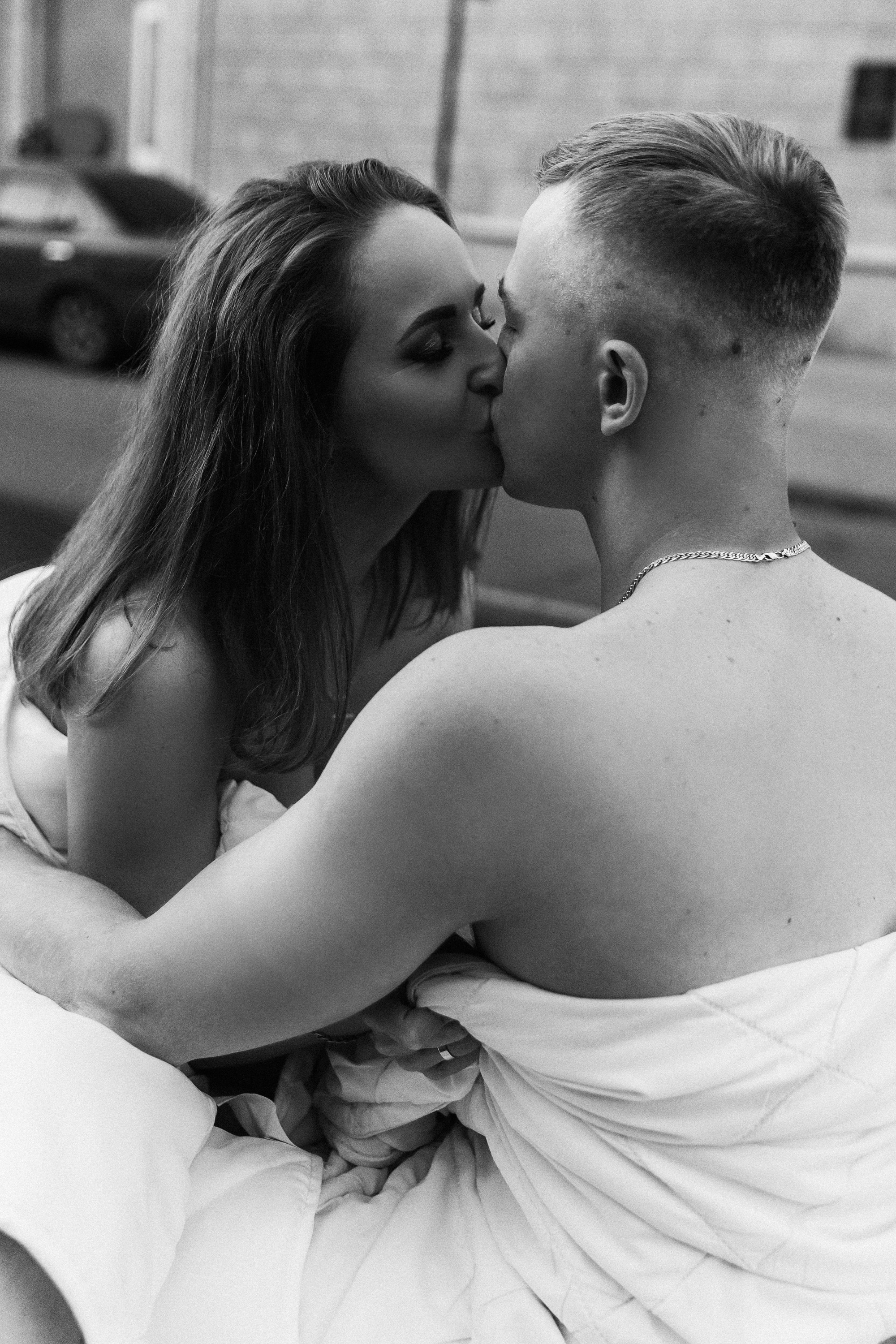 «ПРОСНИСЬ, ЭТО ЛЮБОВЬ». Maria Startseva Photo