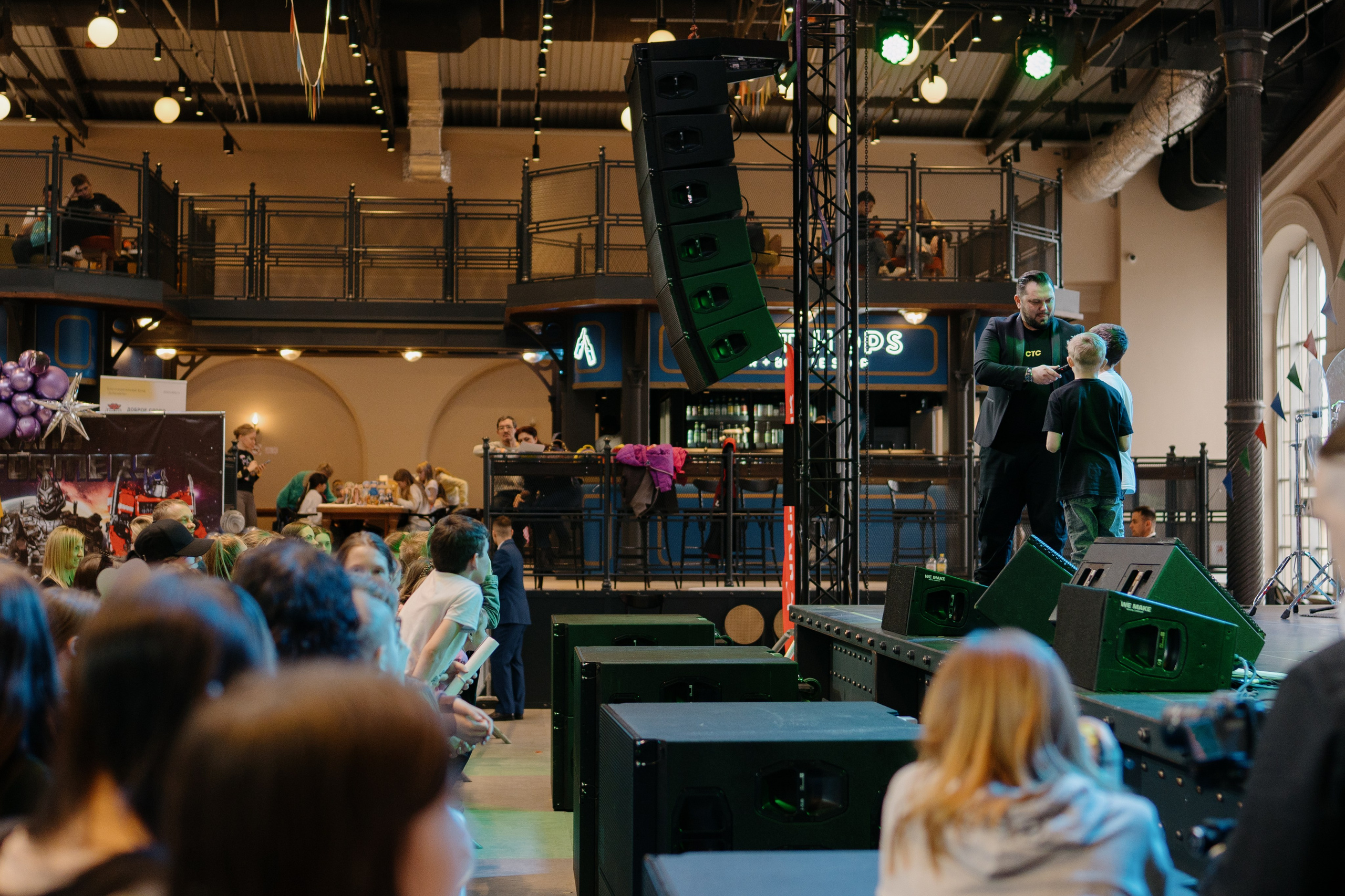 Три кота на «Каникулы с Комсомолкой» 04.05.24. Свадебный и семейный фотограф в Санкт-Петербурге Дмитрий Панин