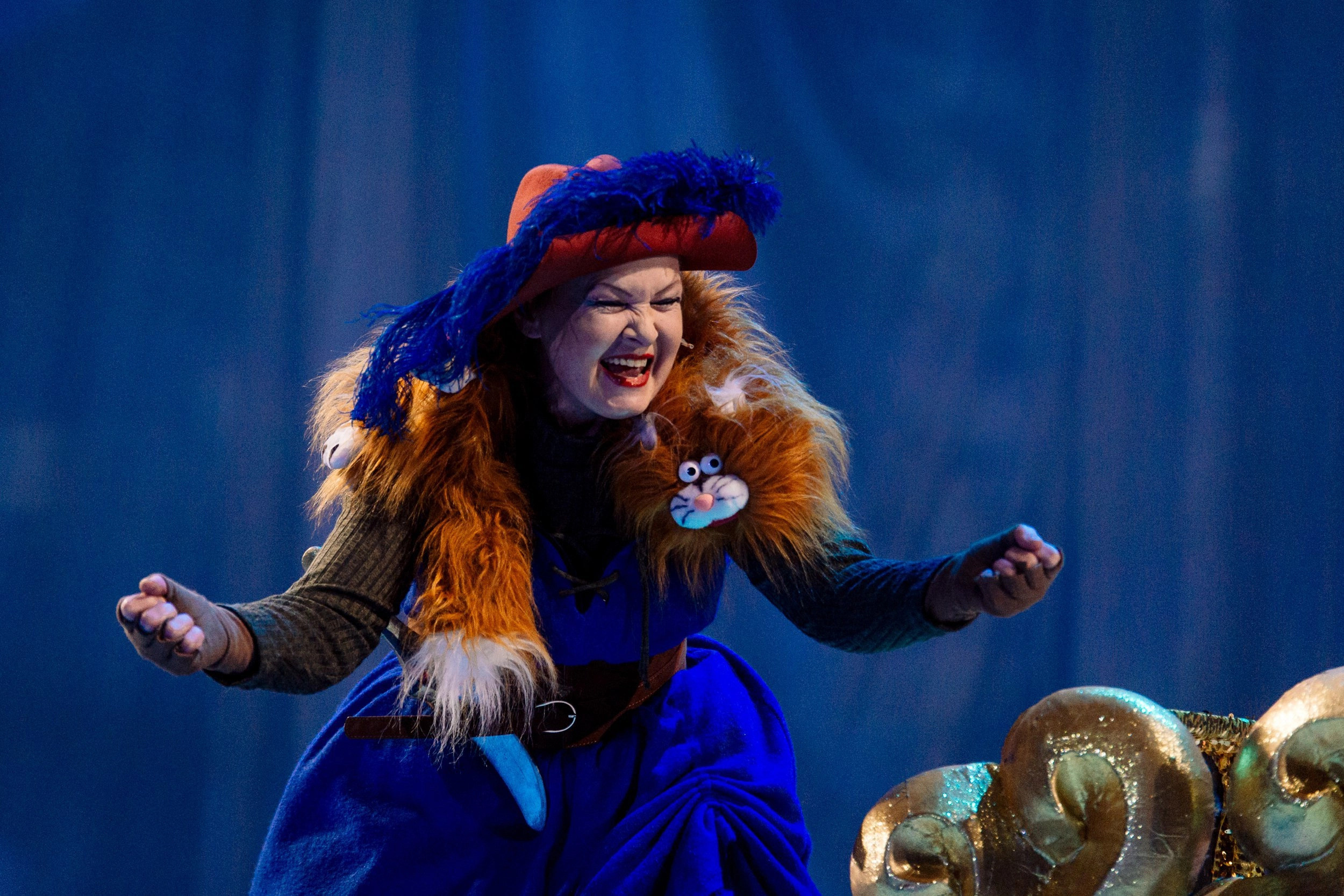 Театральный костюм. Пошив театральных и сценических костюмов в СПб