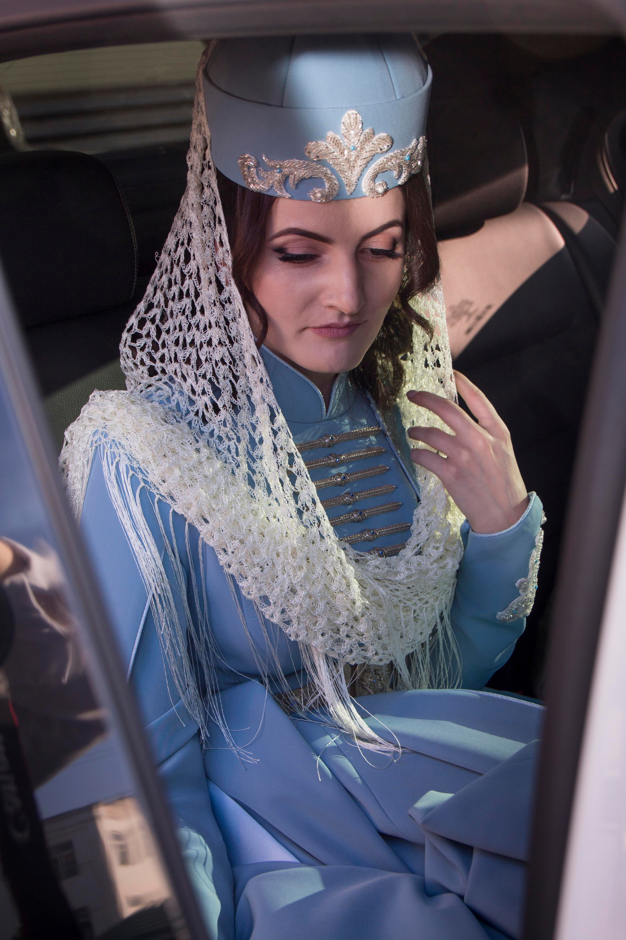 Нысашэ Марины. Школьный фотограф в г. Нальчик Галимат Абитова