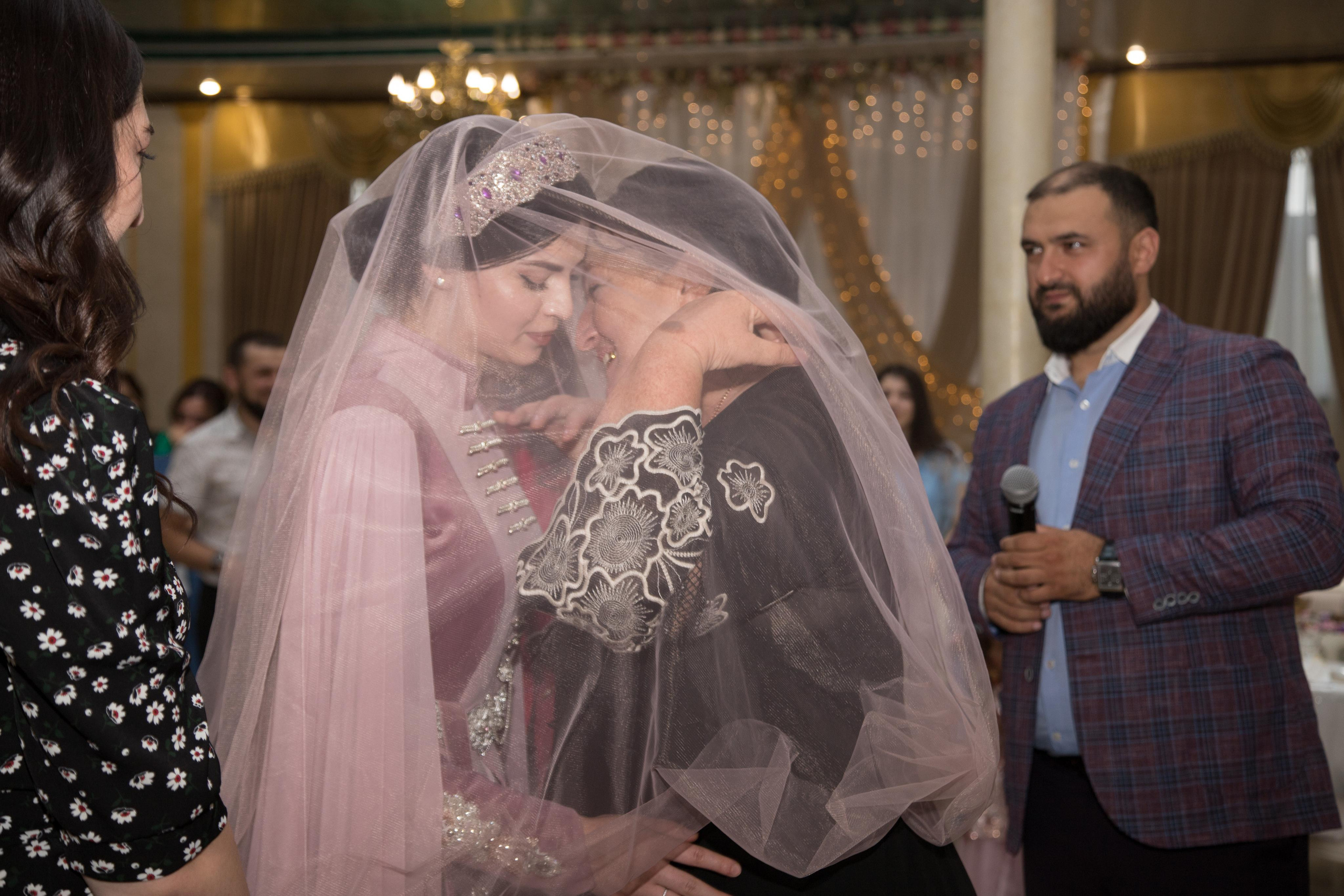 Таулан & Айсурат. Школьный фотограф в г. Нальчик Галимат Абитова