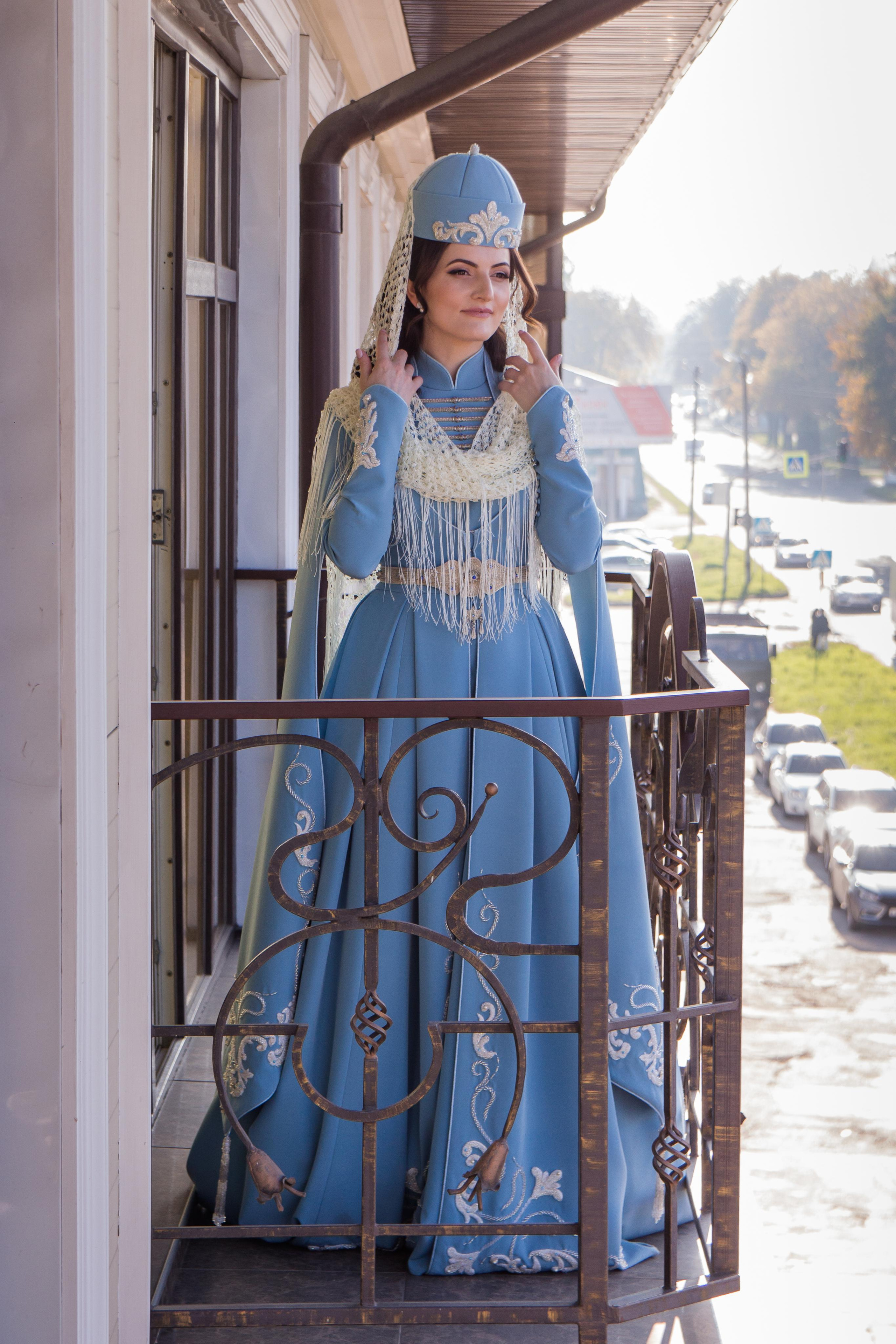 Нысашэ Марины. Школьный фотограф в г. Нальчик Галимат Абитова