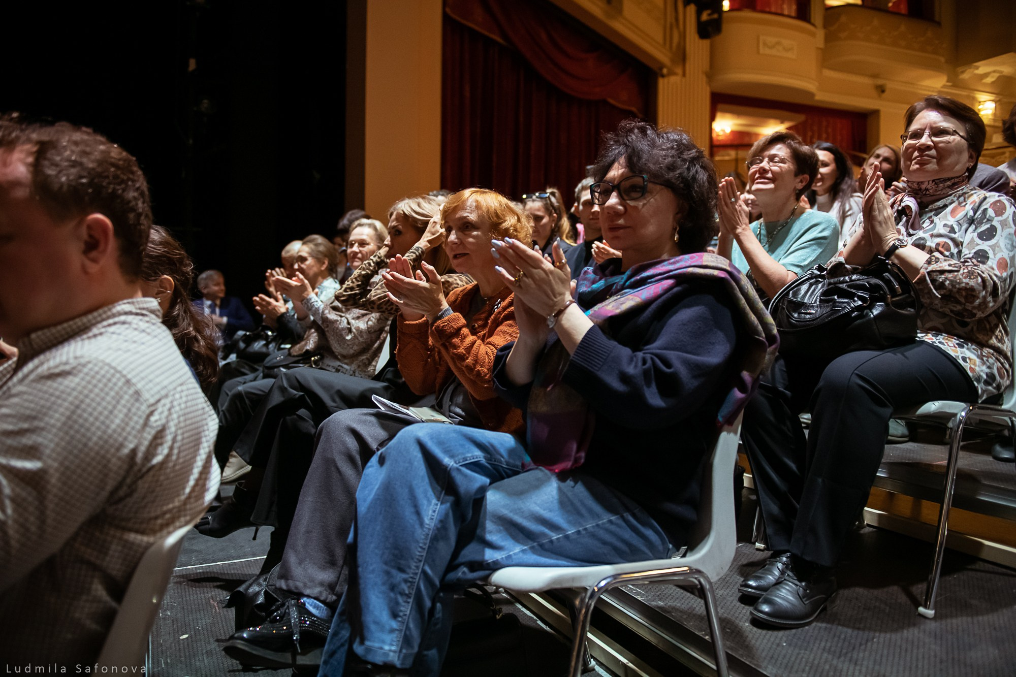 Акакий. Луганский АРДТ. Lucytheatre