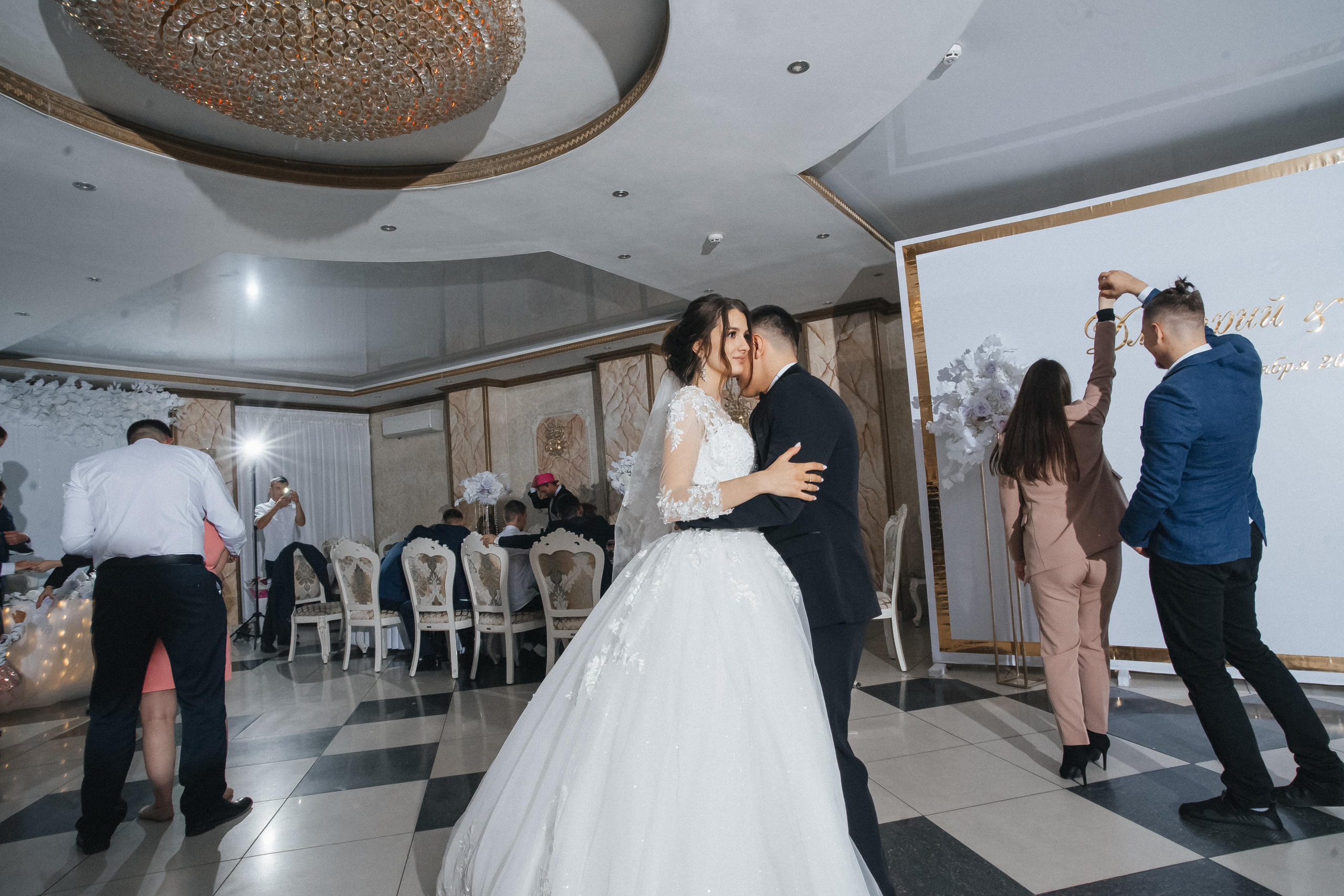 Дмитрий и Наргис. Красивая осень. Фотограф Иркутск, Ангарск, Усолье-Сибирское. Выпускные альбомы