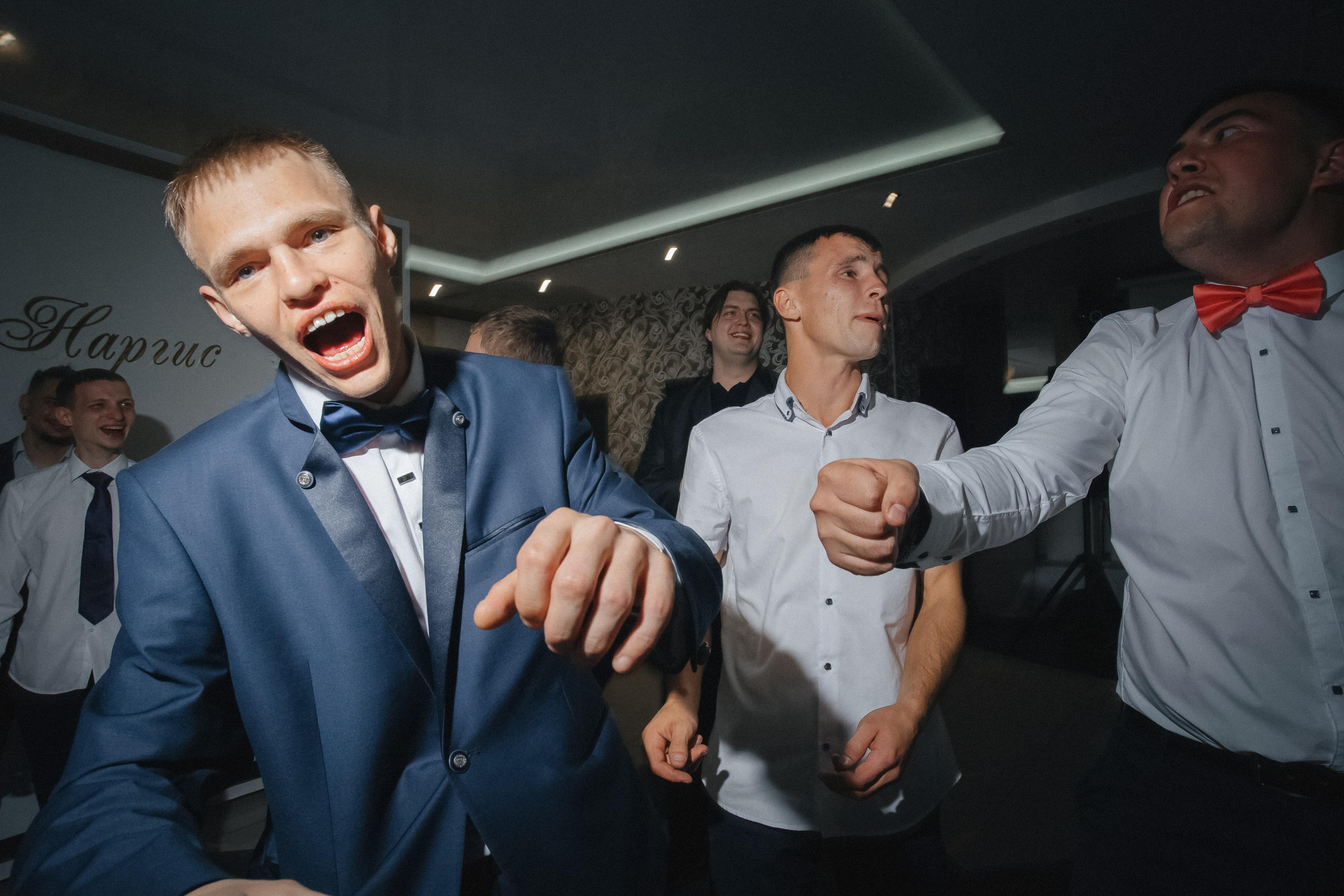 Дмитрий и Наргис. Красивая осень. Фотограф Иркутск, Ангарск, Усолье-Сибирское. Выпускные альбомы