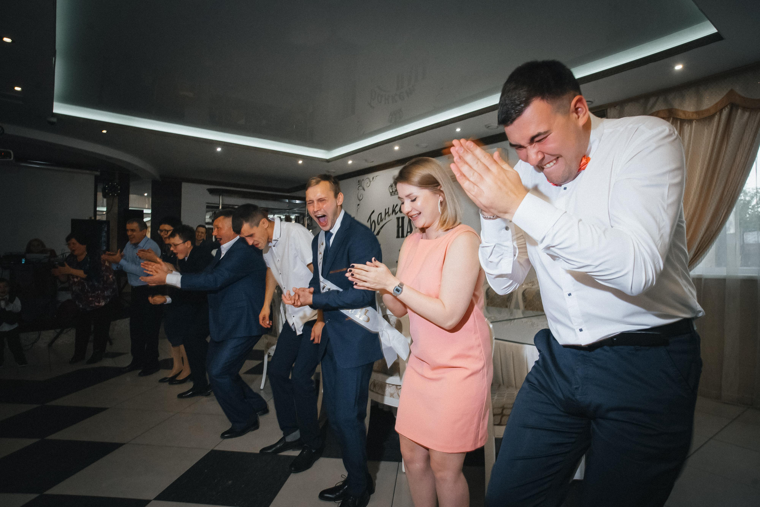 Дмитрий и Наргис. Красивая осень. Фотограф Иркутск, Ангарск, Усолье-Сибирское. Выпускные альбомы