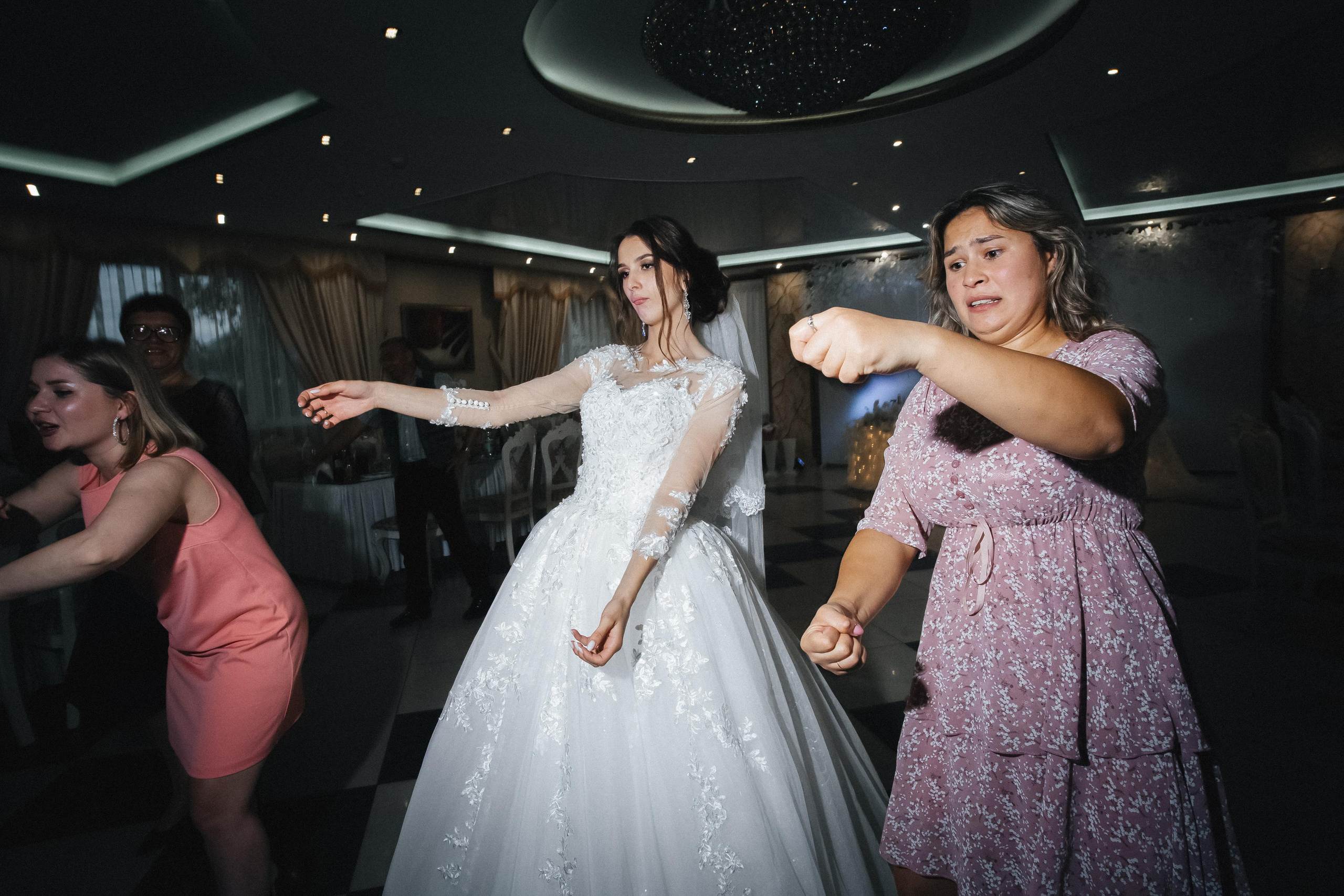 Дмитрий и Наргис. Красивая осень. Фотограф Иркутск, Ангарск, Усолье-Сибирское. Выпускные альбомы