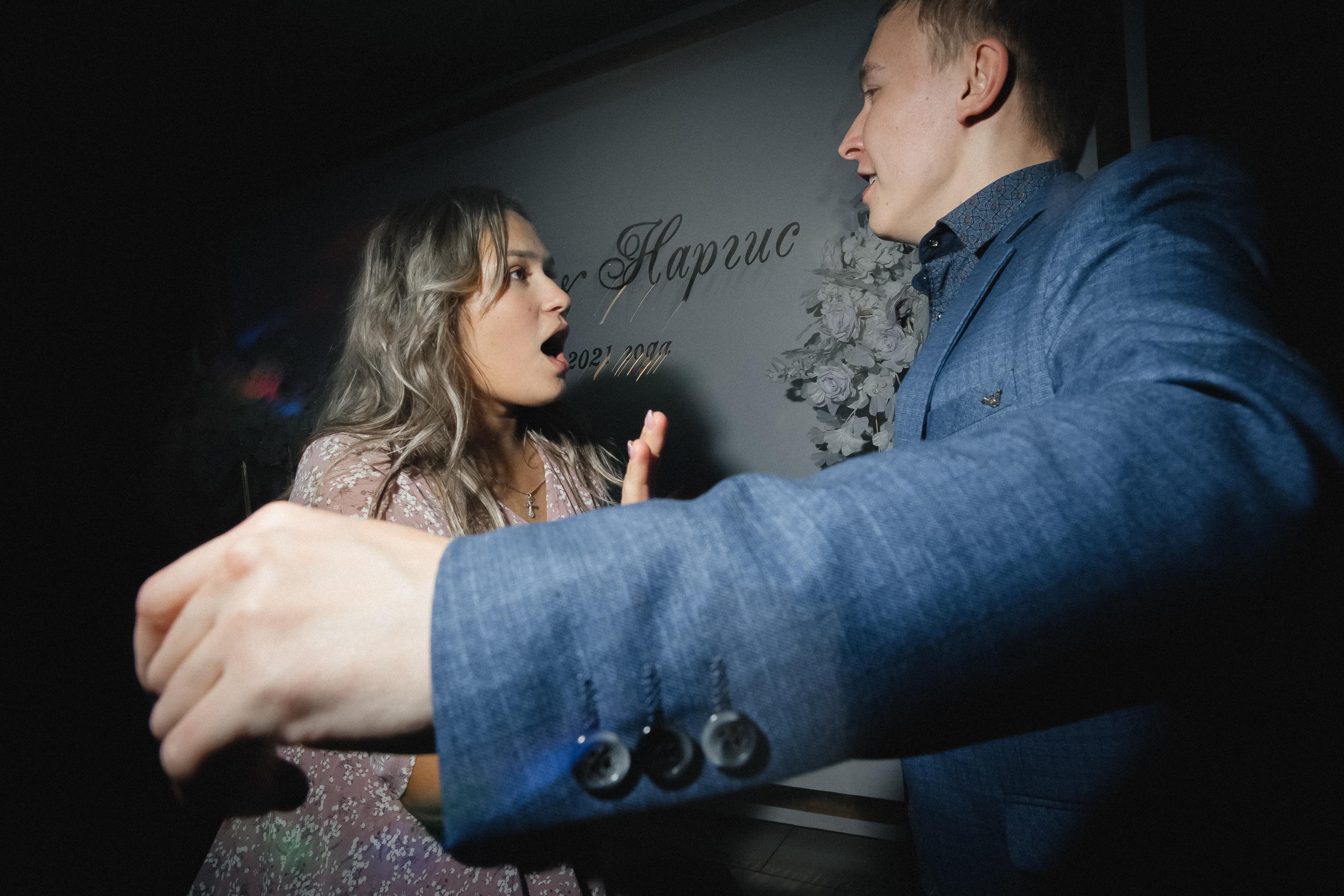 Дмитрий и Наргис. Красивая осень. Фотограф Иркутск, Ангарск, Усолье-Сибирское. Выпускные альбомы