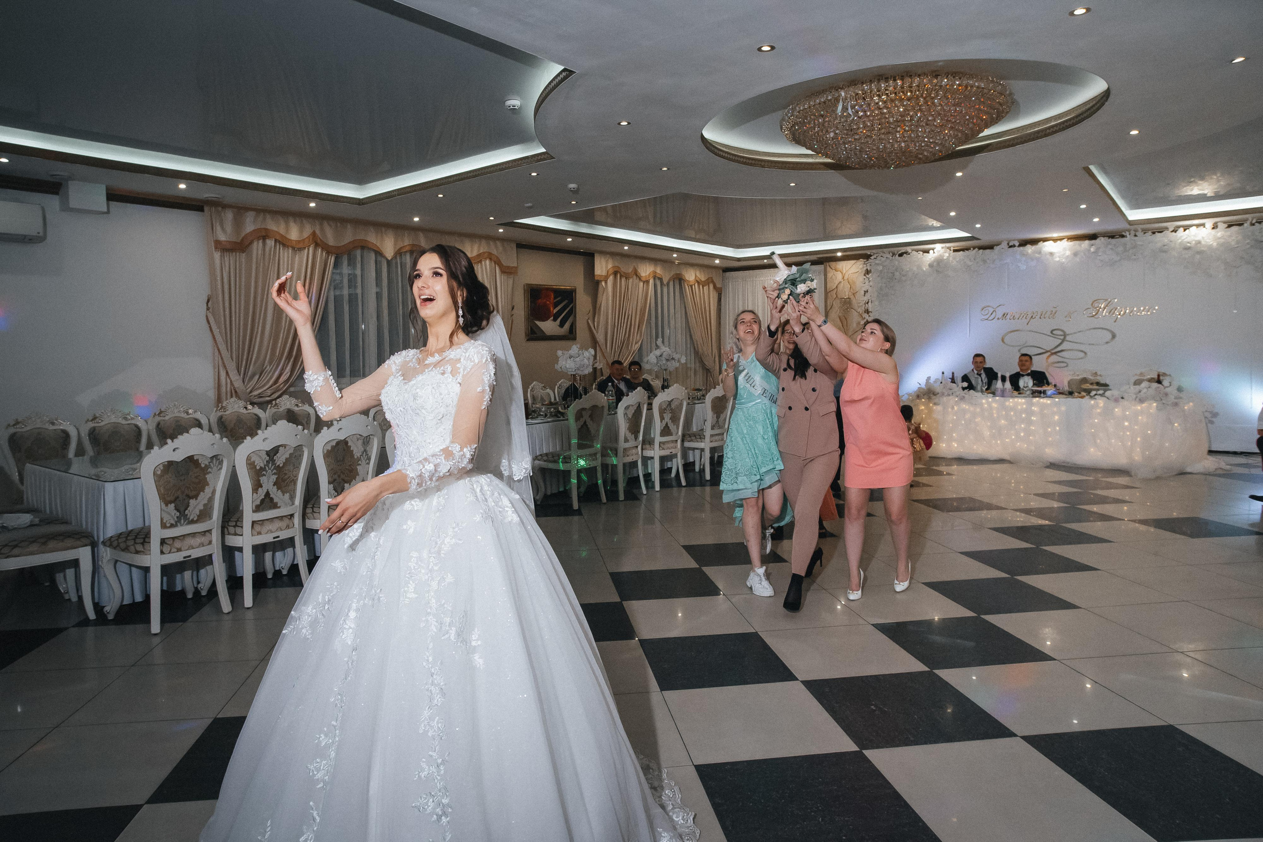 Дмитрий и Наргис. Красивая осень. Фотограф Иркутск, Ангарск, Усолье-Сибирское. Выпускные альбомы