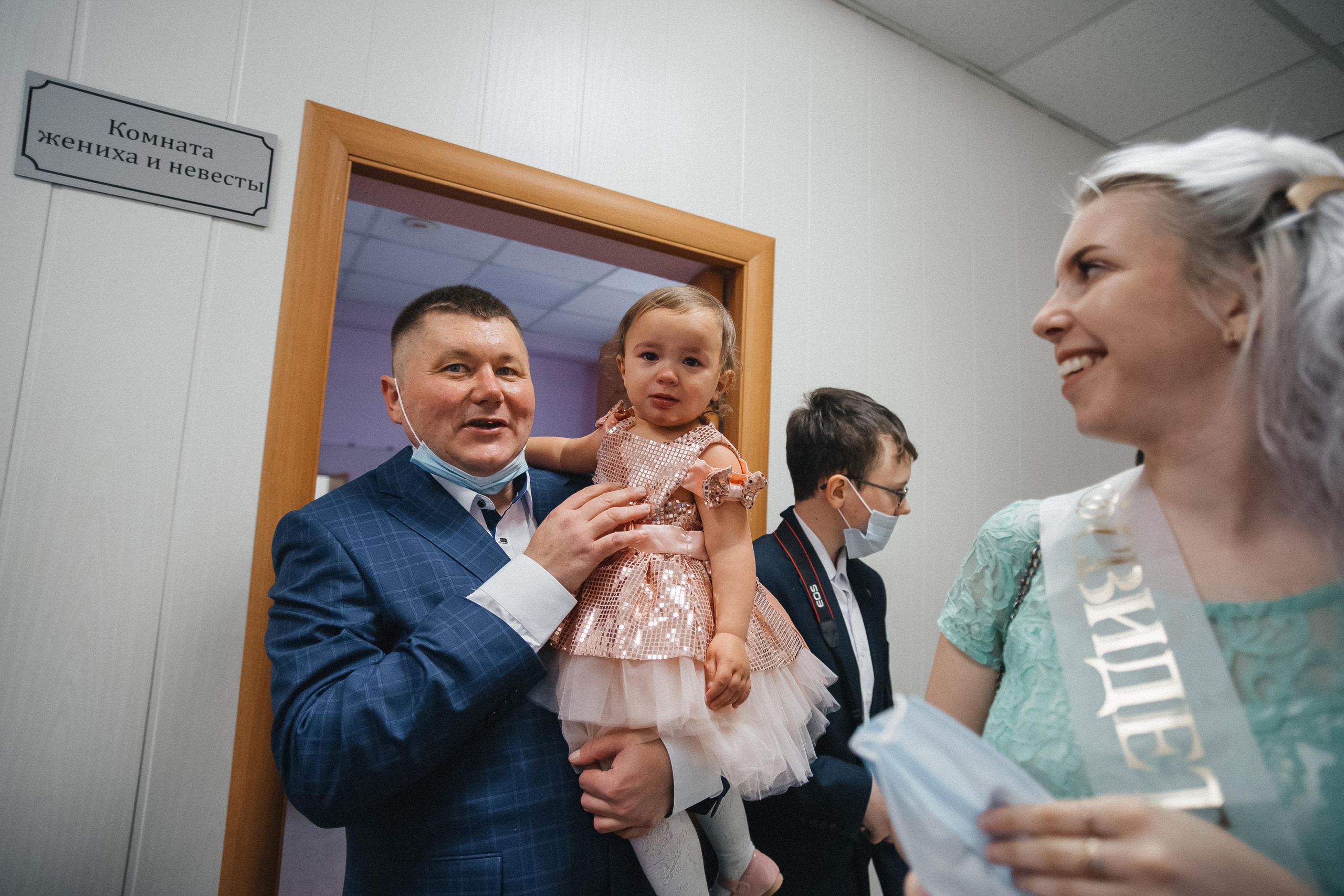 Дмитрий и Наргис. Красивая осень. Фотограф Иркутск, Ангарск, Усолье-Сибирское. Выпускные альбомы