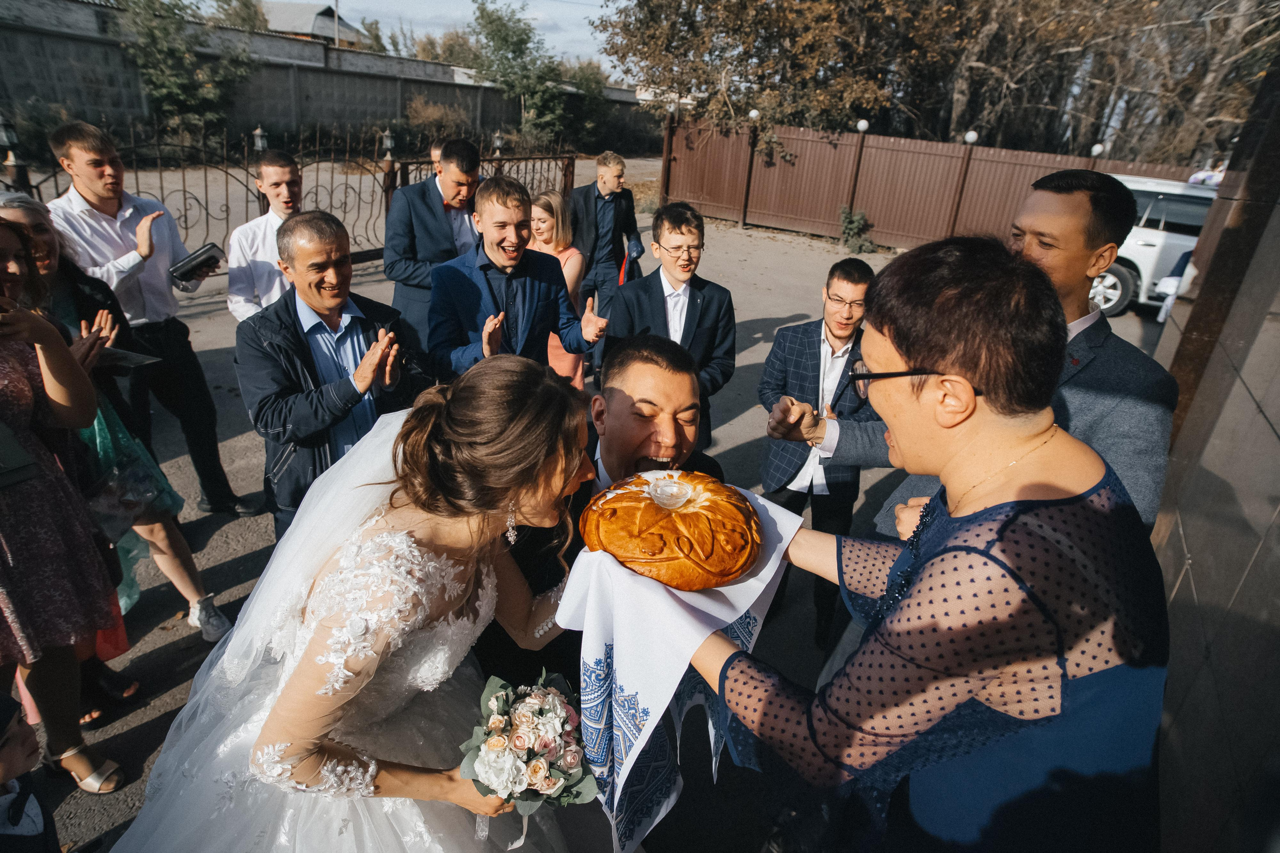 Дмитрий и Наргис. Красивая осень. Фотограф Иркутск, Ангарск, Усолье-Сибирское. Выпускные альбомы