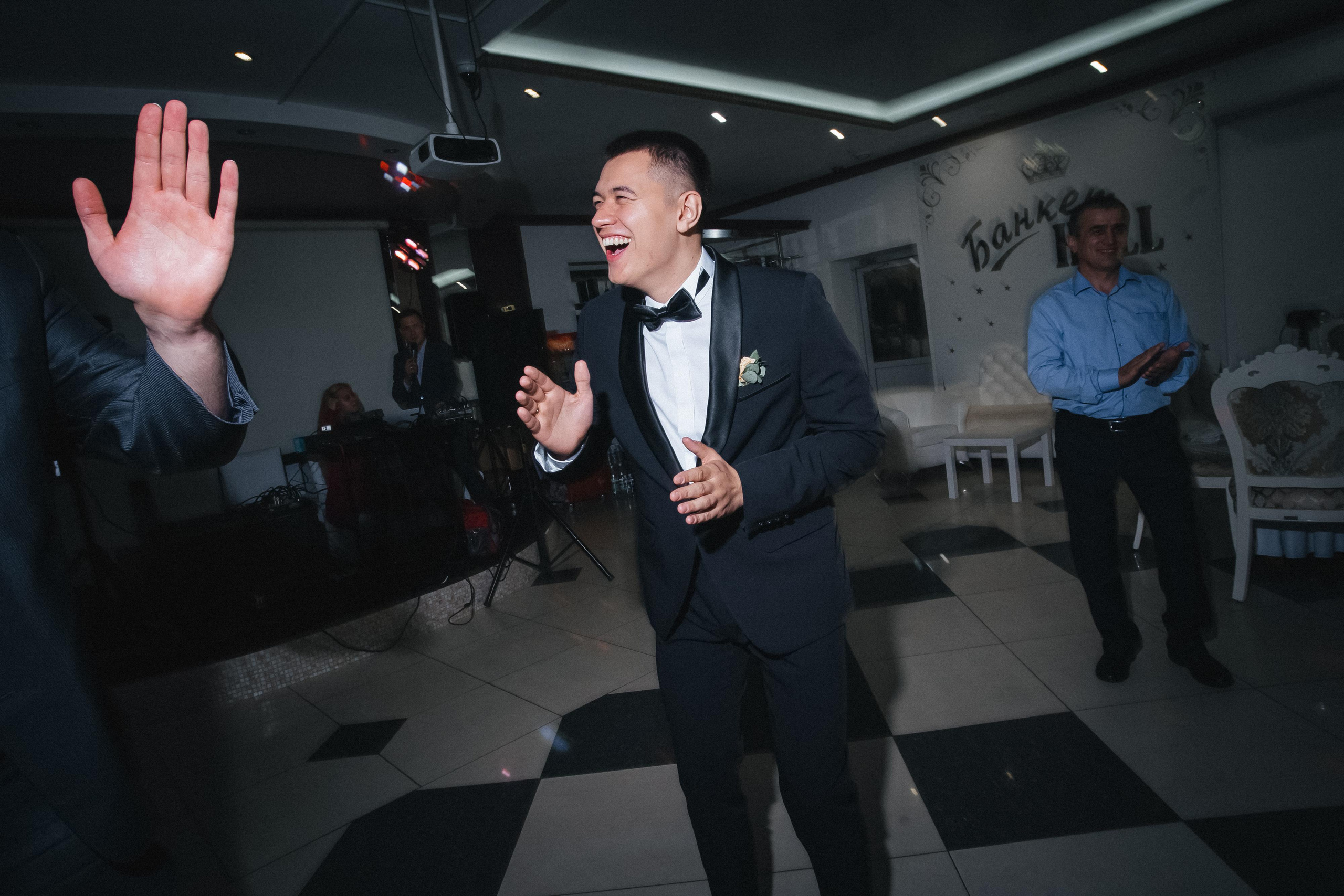 Дмитрий и Наргис. Красивая осень. Фотограф Иркутск, Ангарск, Усолье-Сибирское. Выпускные альбомы