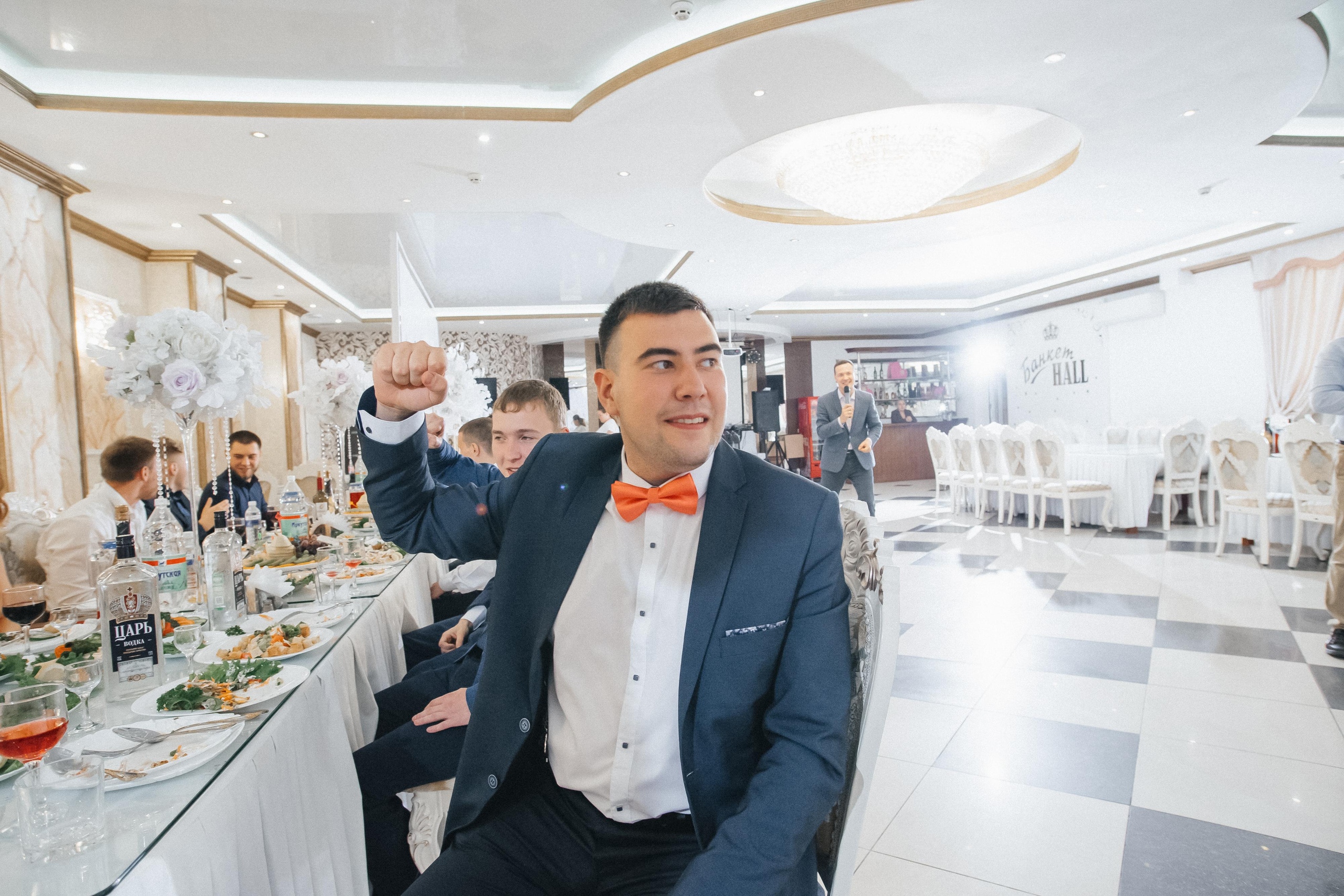 Дмитрий и Наргис. Красивая осень. Фотограф Иркутск, Ангарск, Усолье-Сибирское. Выпускные альбомы