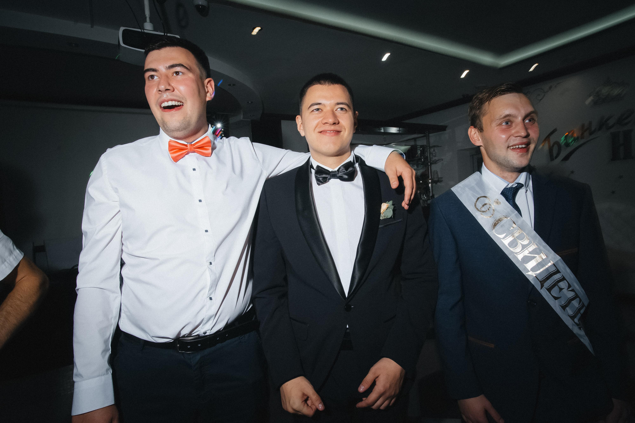 Дмитрий и Наргис. Красивая осень. Фотограф Иркутск, Ангарск, Усолье-Сибирское. Выпускные альбомы