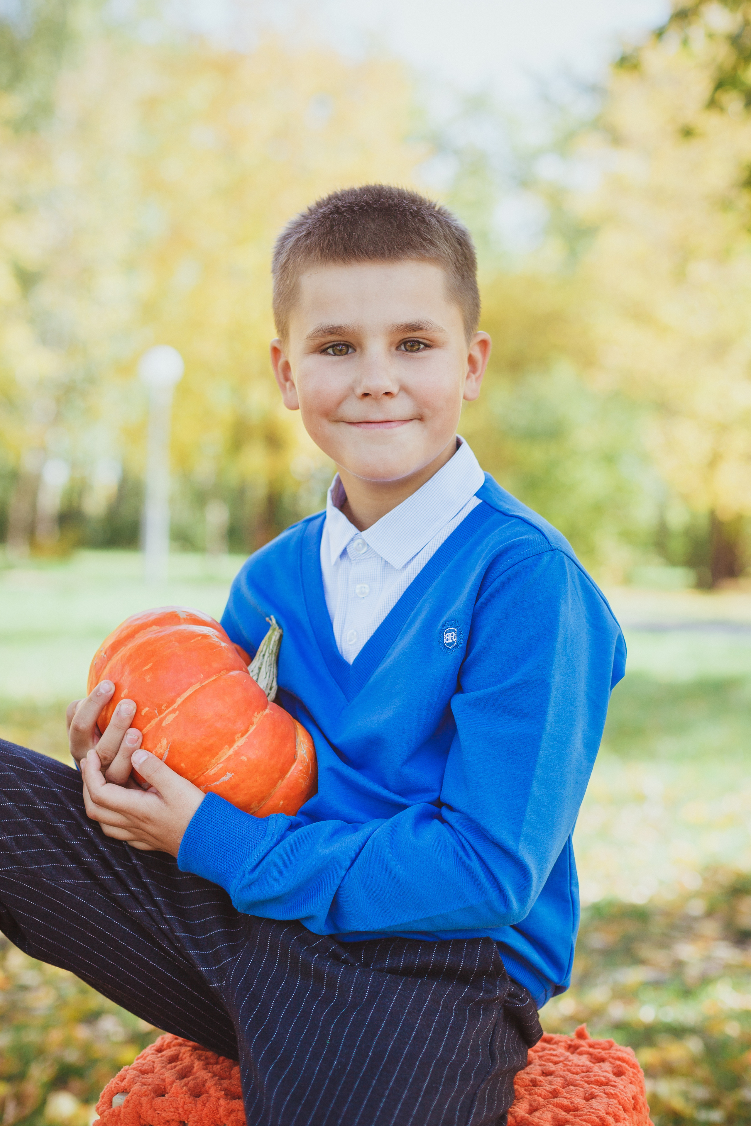 Школьная фотосессия на 31 августа. 1,2,3 сентября. Портреты детей 4-6 штук. Групповые общие 2-5 шт. Цена 450р. (1). Семейный и детский фотограф в Сухом Логу Ольга Кайгородова