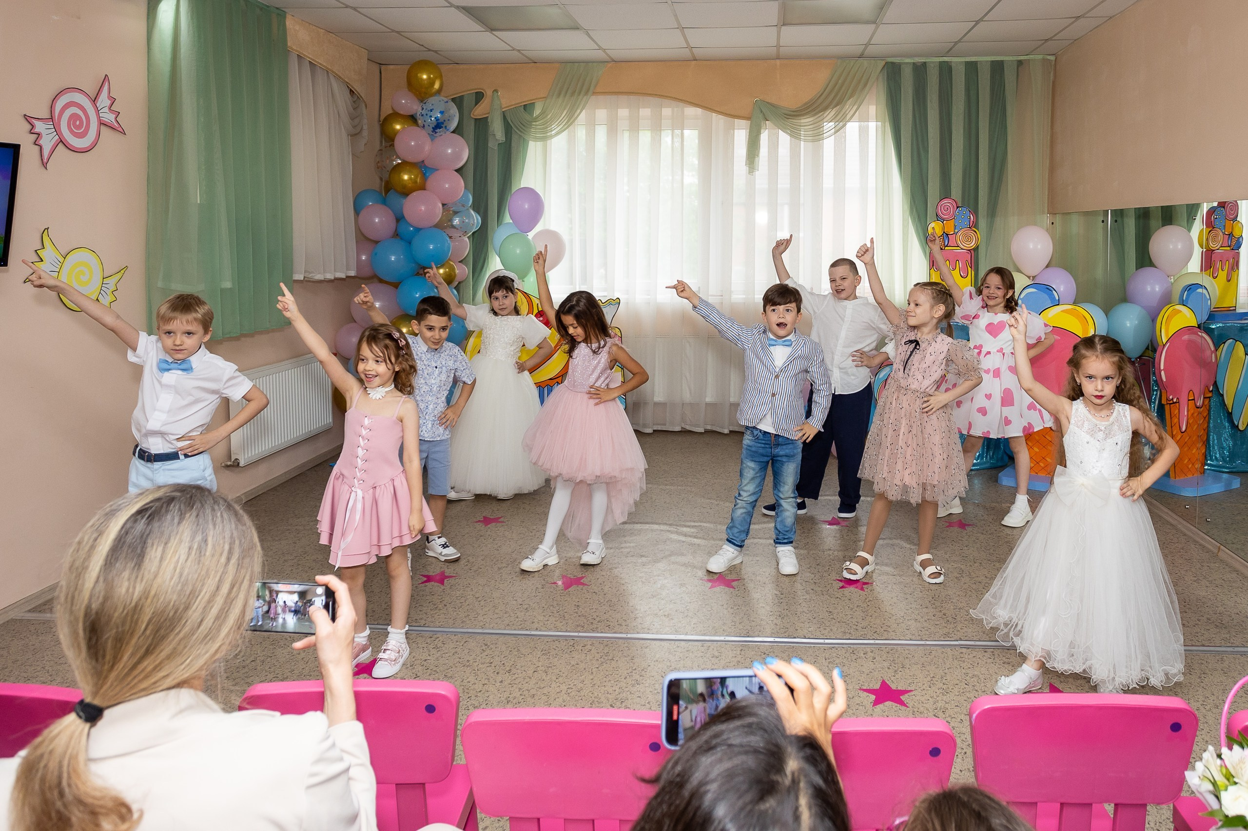 Выпускной Детский сад, 2 часа, 8000. Выпускные альбомы Майкоп, Краснодар Елена Золотарева