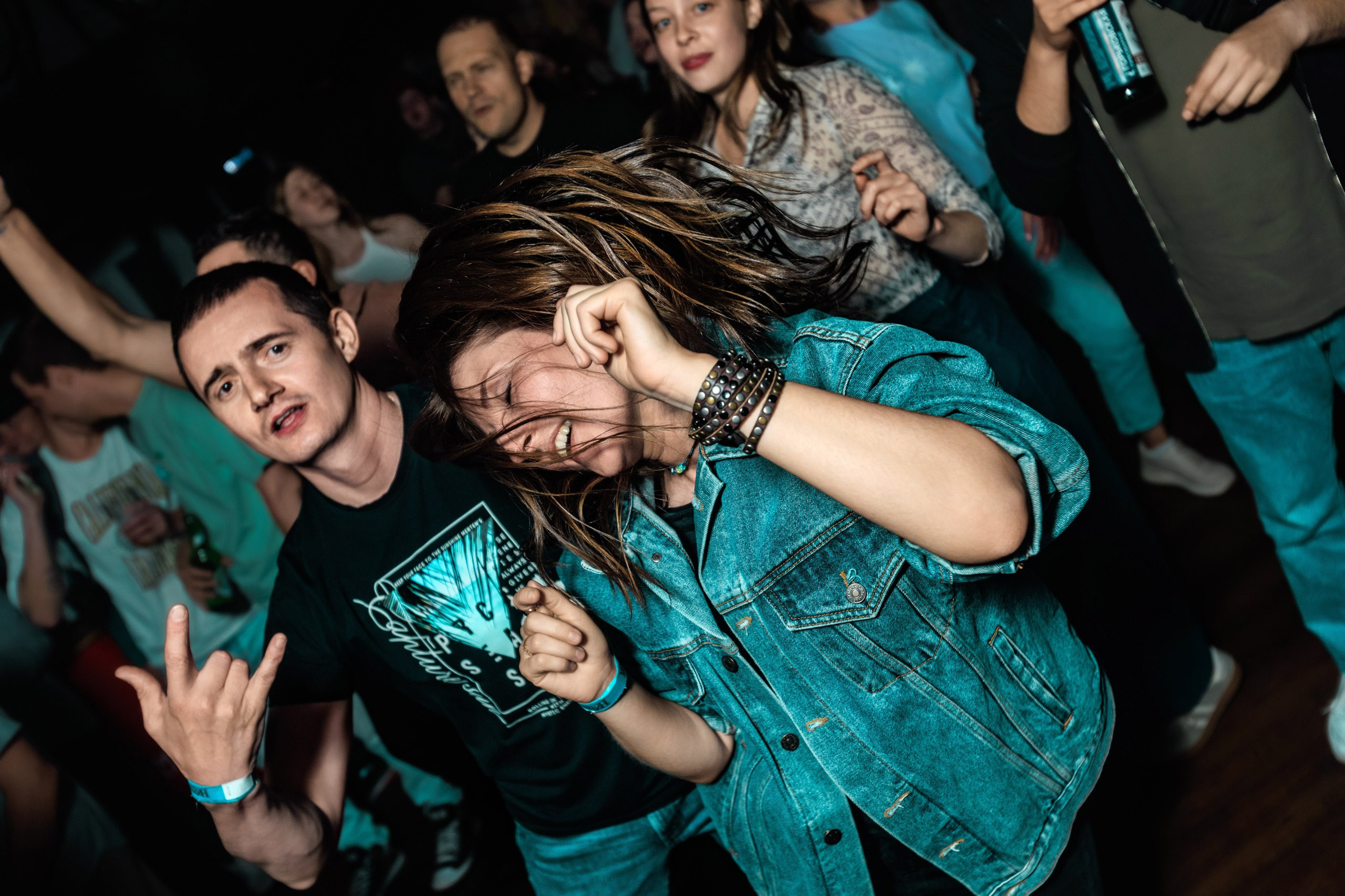 30.08.25 Олдскулы. Репортажный фотограф Екатеринбург | Яркий, качественный репортаж | Концерты, клубы, репортаж, праздники, корпоративы