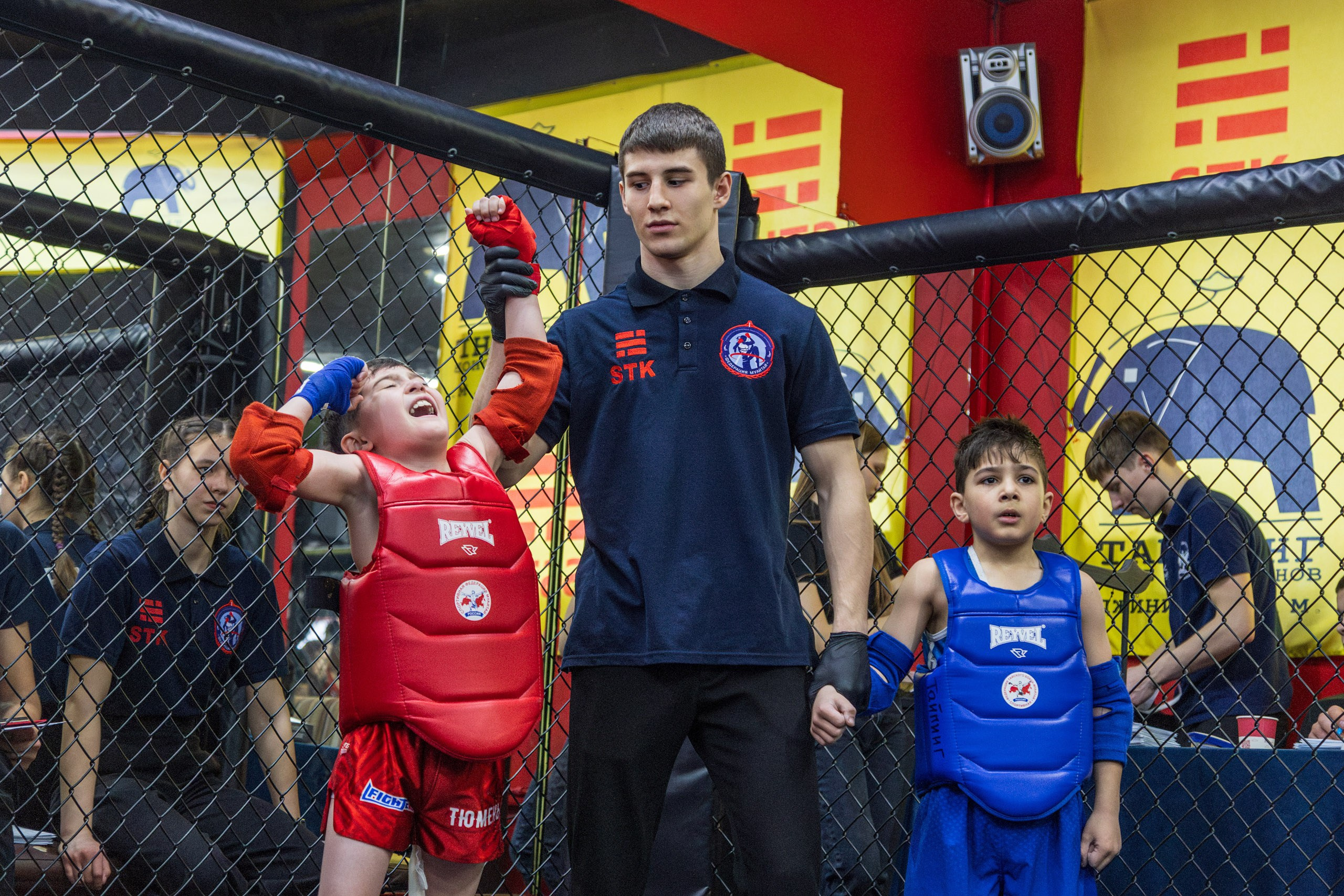 Золотой слон. Репортажный фотограф Екатеринбург | Яркий, качественный репортаж | Концерты, клубы, репортаж, праздники, корпоративы