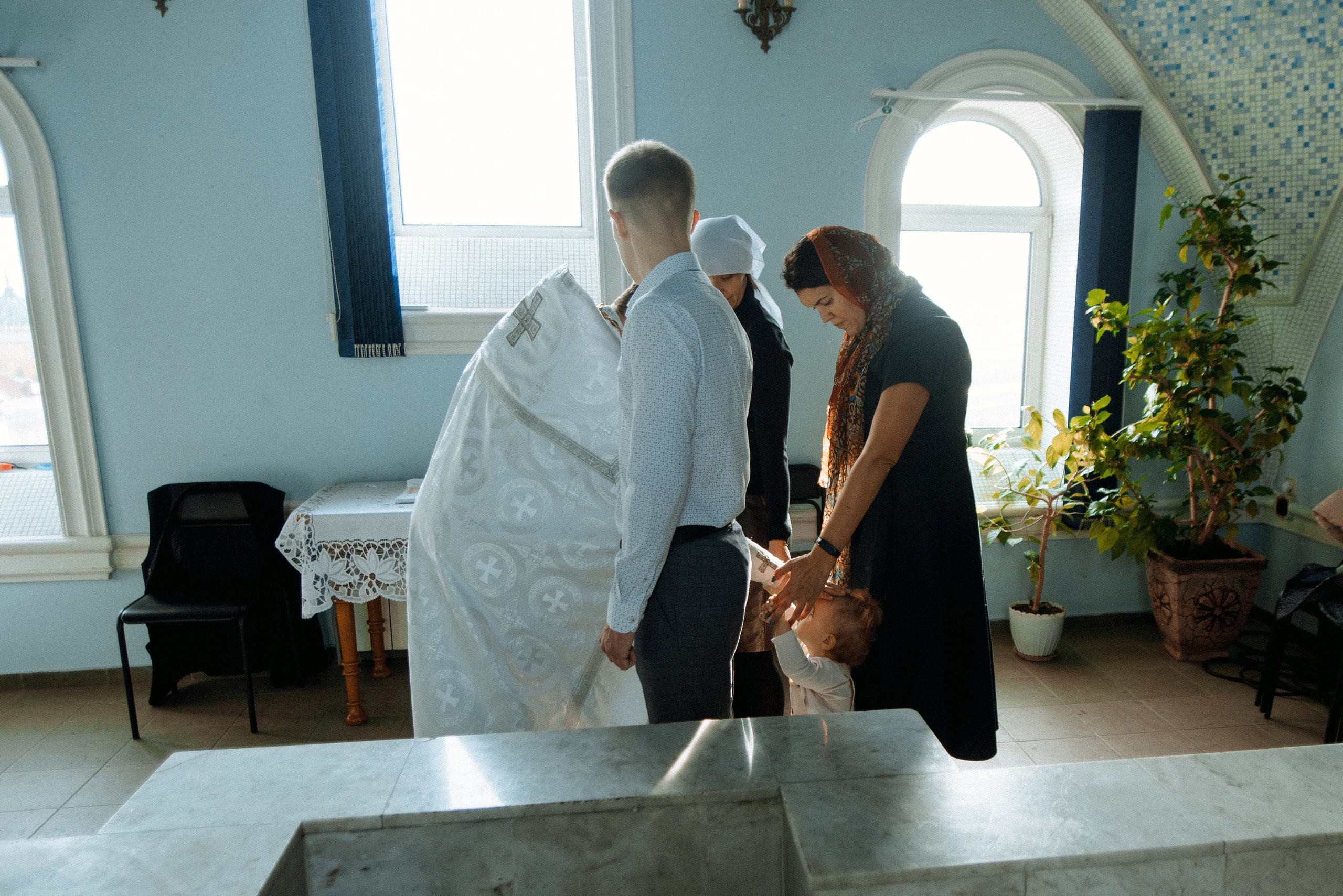 Крещение Софии. Семейный документальный фотограф в Волгограде Мариэта Додина