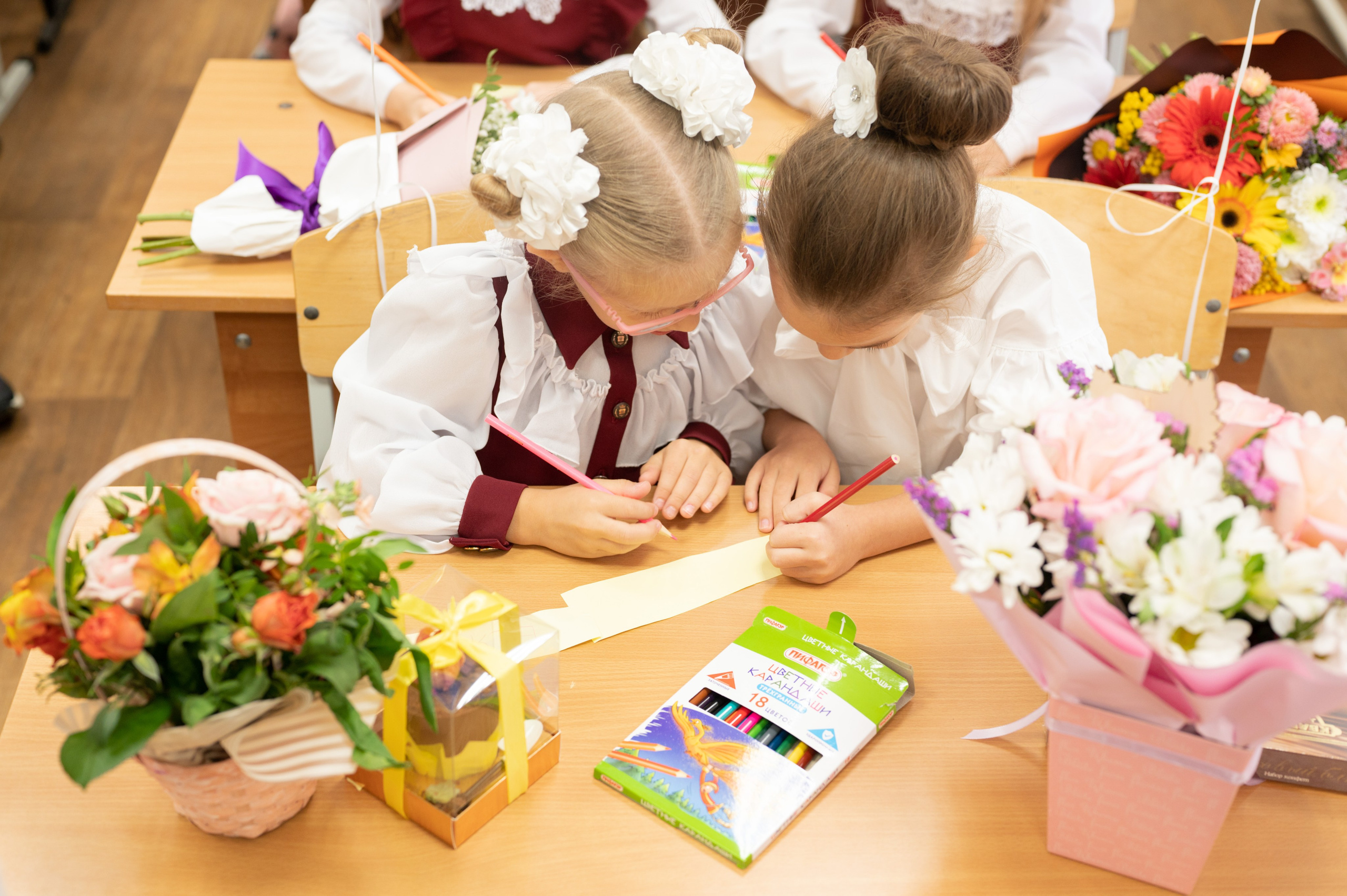 1 сентября 1 К 16 гимназия репортаж, линейка +в классе. Фотограф новорожденных, семейный детский в Тюмени Татьяна Морозова