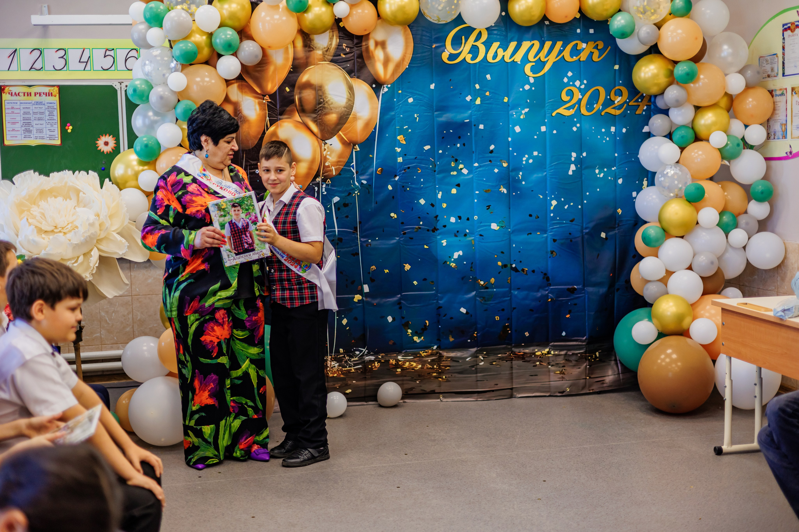 Выпуск 4а 25школа'24 год. Свадебный и семейный фотограф в Армавире