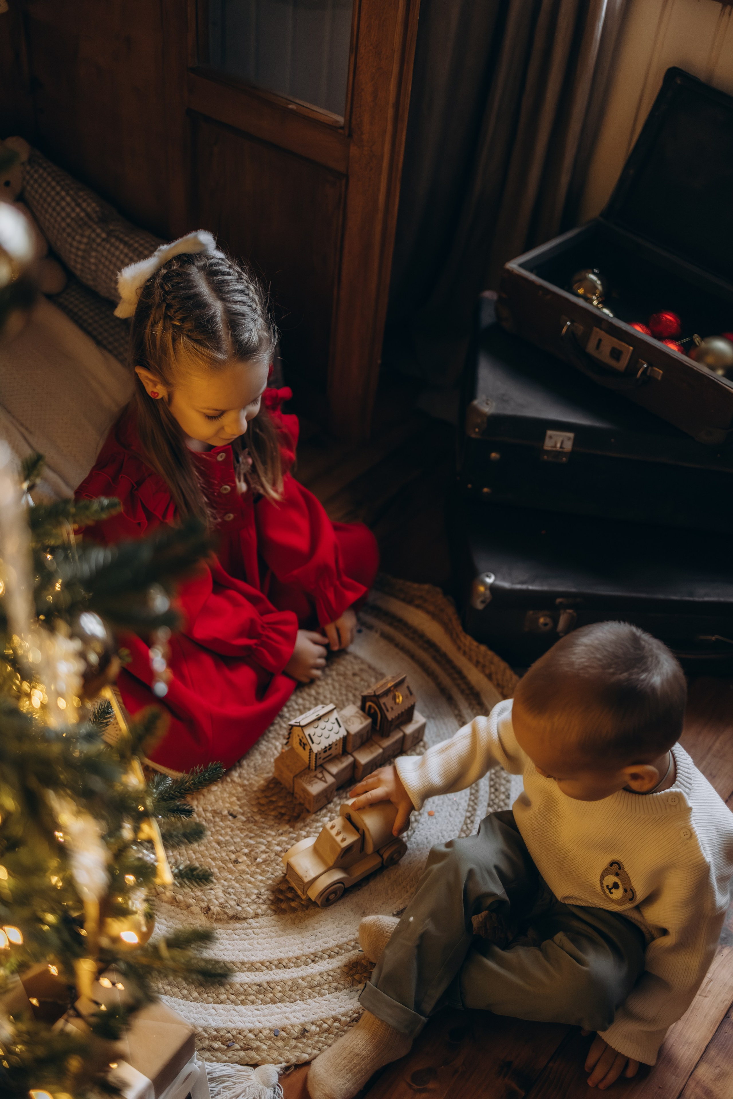 Семейная студийная фотосъемка (13.12.2025 г.)г. Малоярославец (Калужская обл.). Надежда Стар семейный и церковный фотограф в Жукове и Калужской области