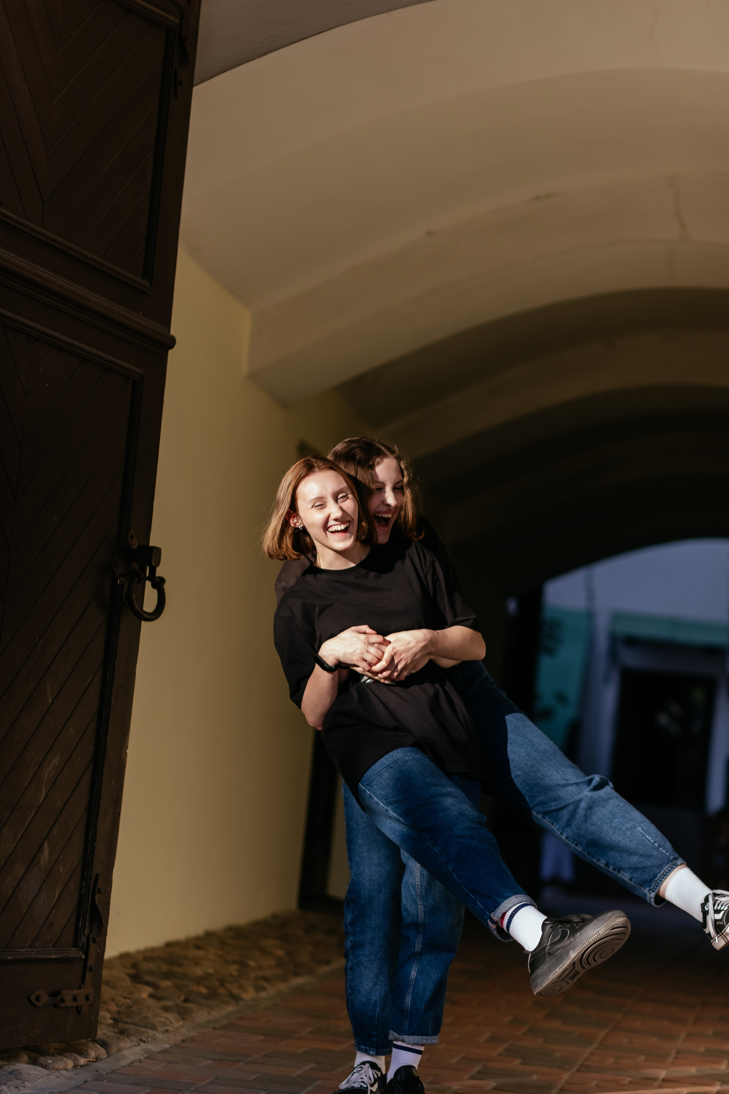 Саша и Лера. Прогулка по вечернему Минску. Семейный фотограф в Минске Приболовец Светлана