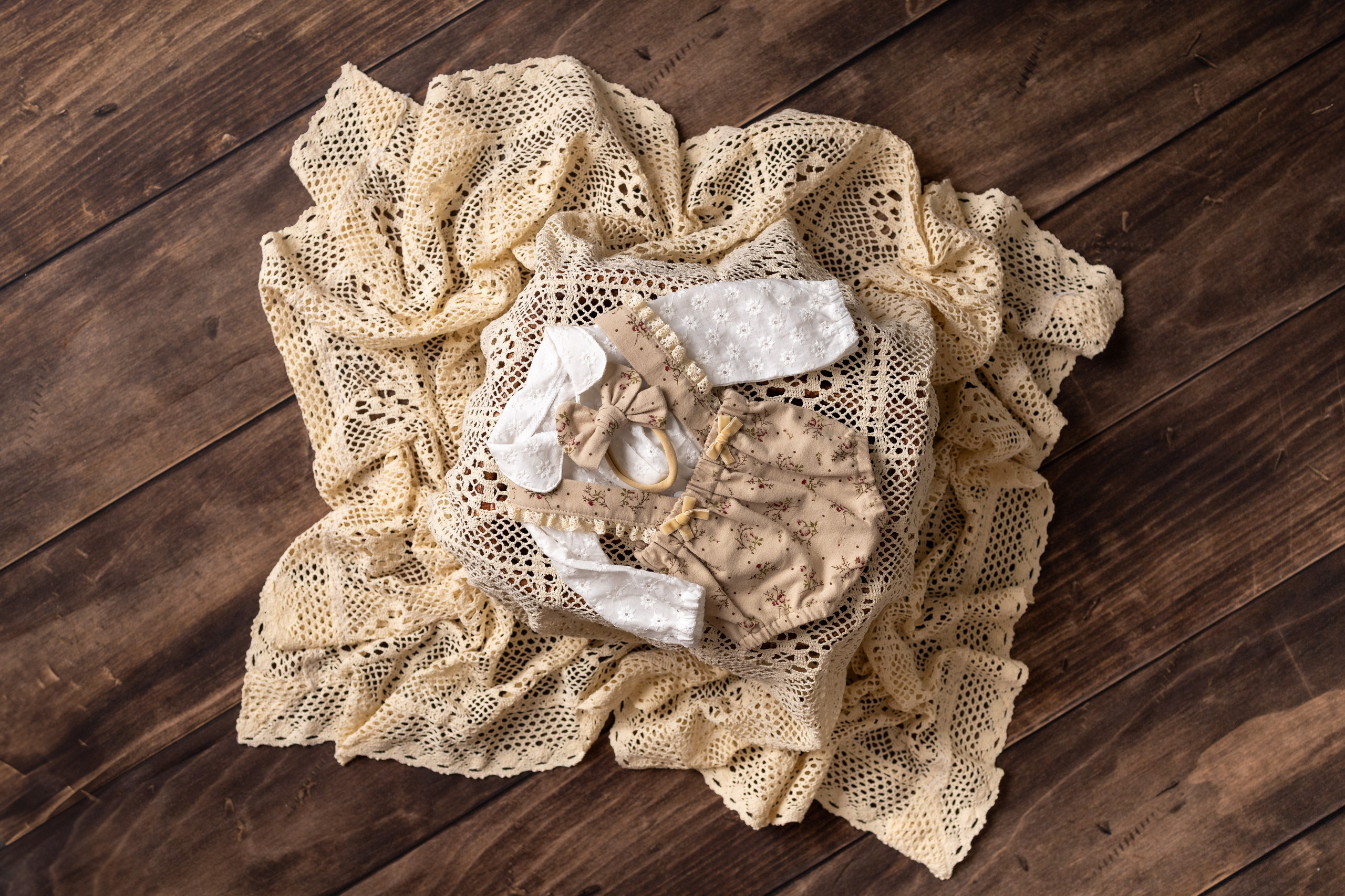 Костюмы для фотосессий Newborn. Фотограф новорождённых Newborn Москва