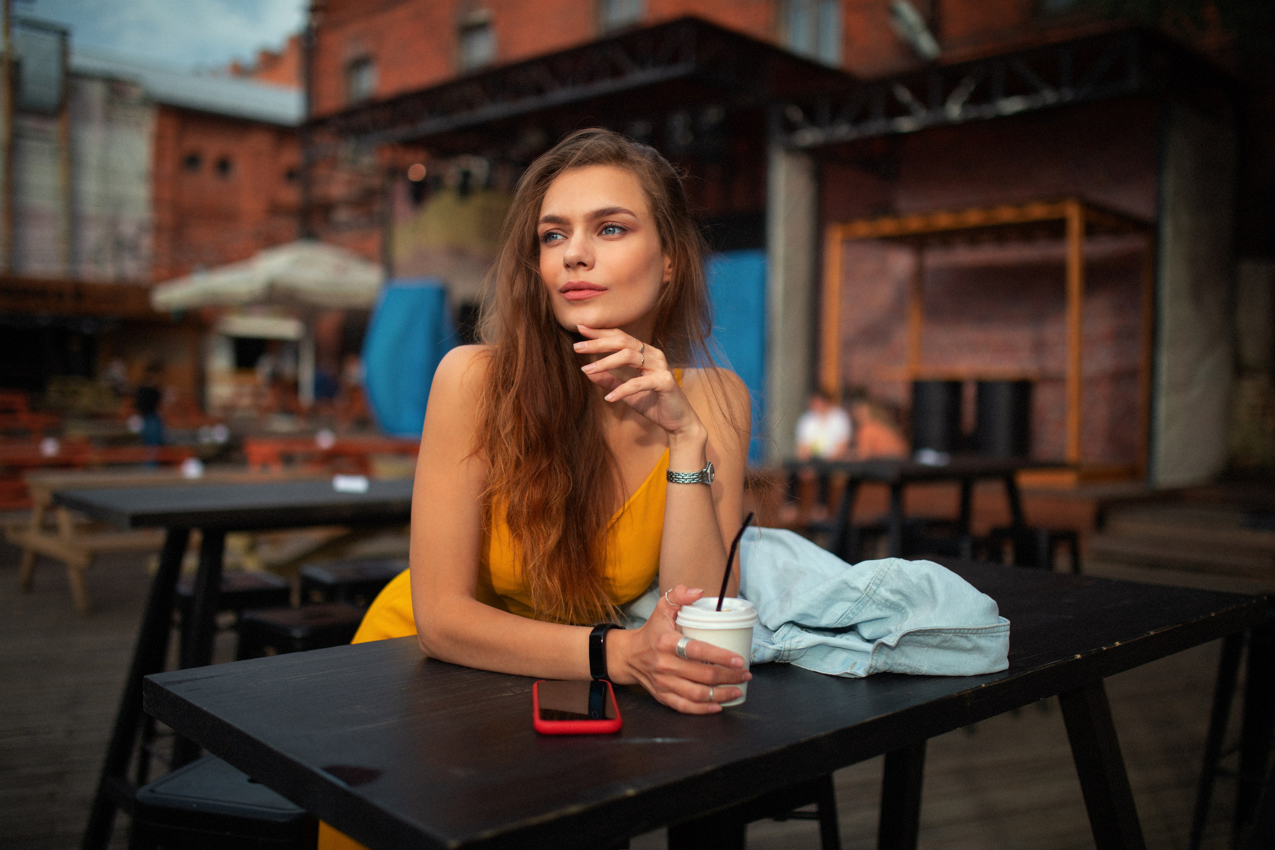 Летняя съемка с Екатериной на городской площади в Воронеже в формате для «себя»