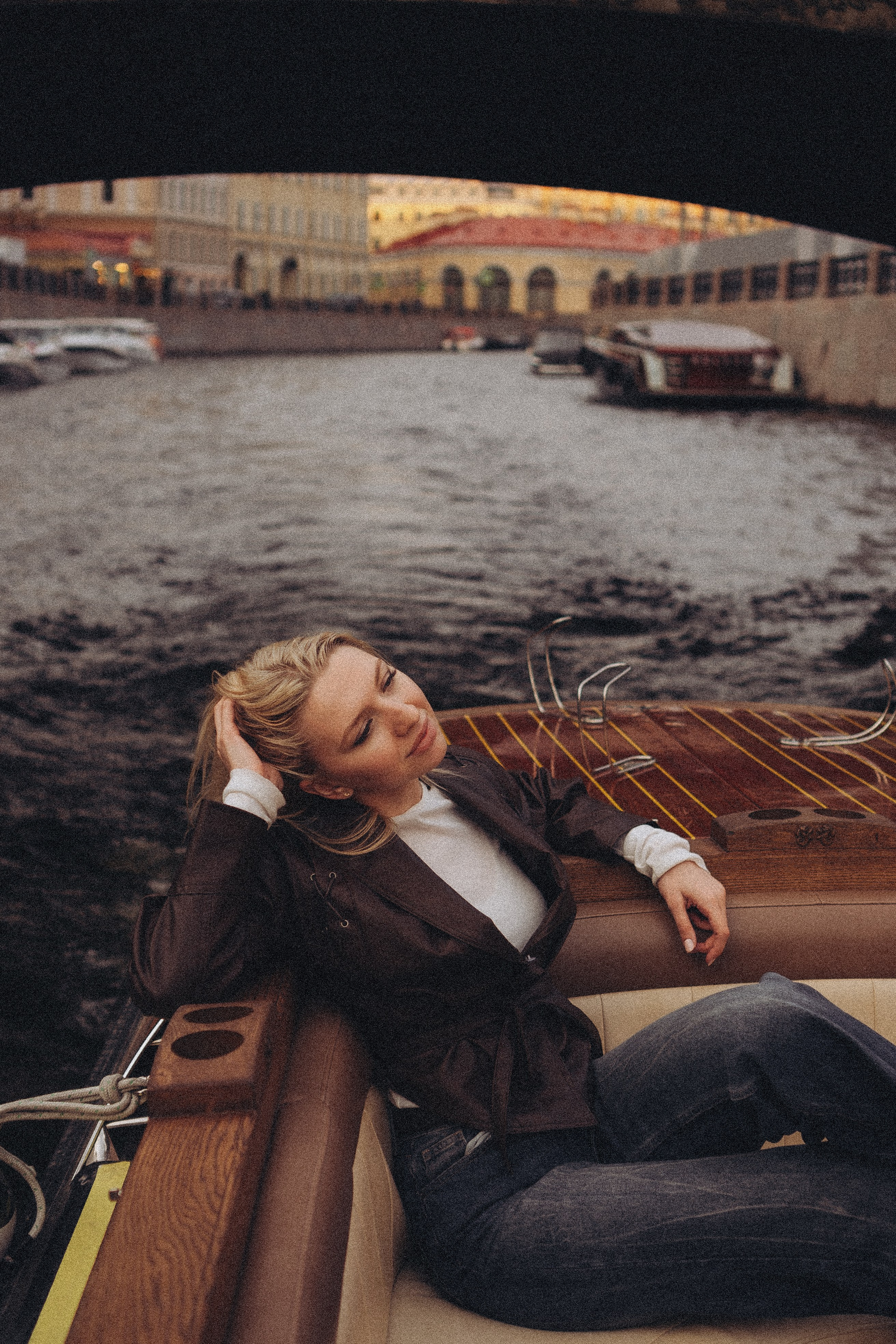 ДЕВУШКИ НА КАТЕРЕ. Профессиональный фотограф, Санкт-Петербург — Виктория Богомолова