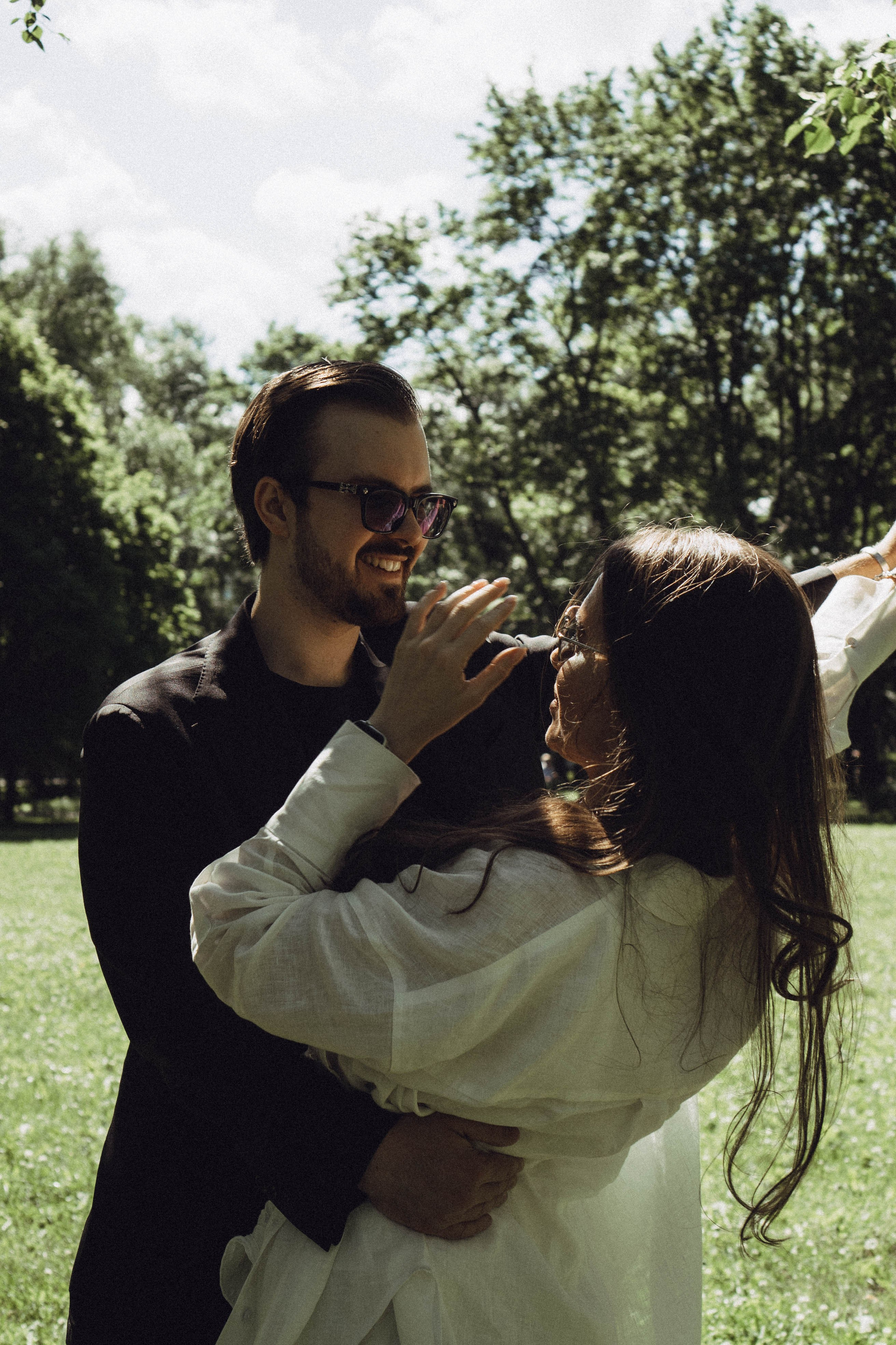 СВАДЕБНАЯ СЬЕМКА В ПАРКЕ ПОБЕДЫ И ПРОГУЛКА ПО МОСКОВСКОМУ ПРОСПЕКТУ. Профессиональный фотограф, Санкт-Петербург — Виктория Богомолова