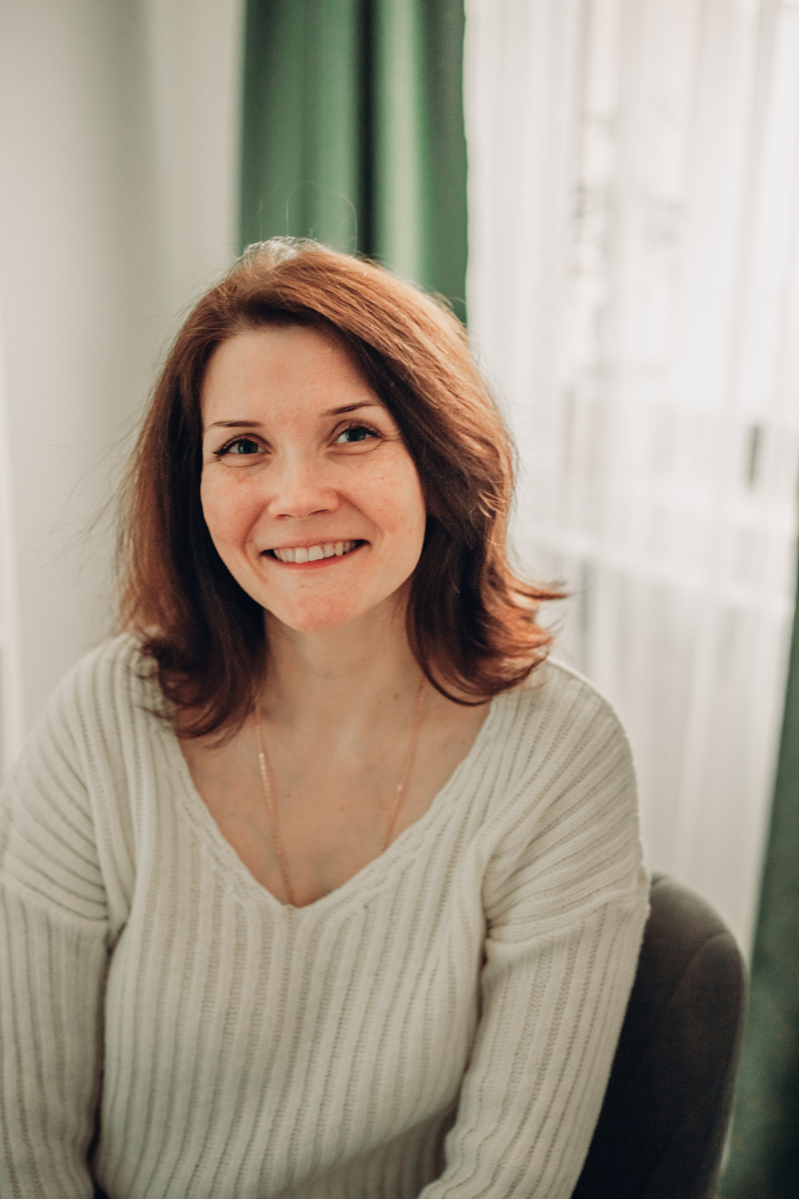 Лариса. Фотограф Старый Оскол Мавлыга Мария