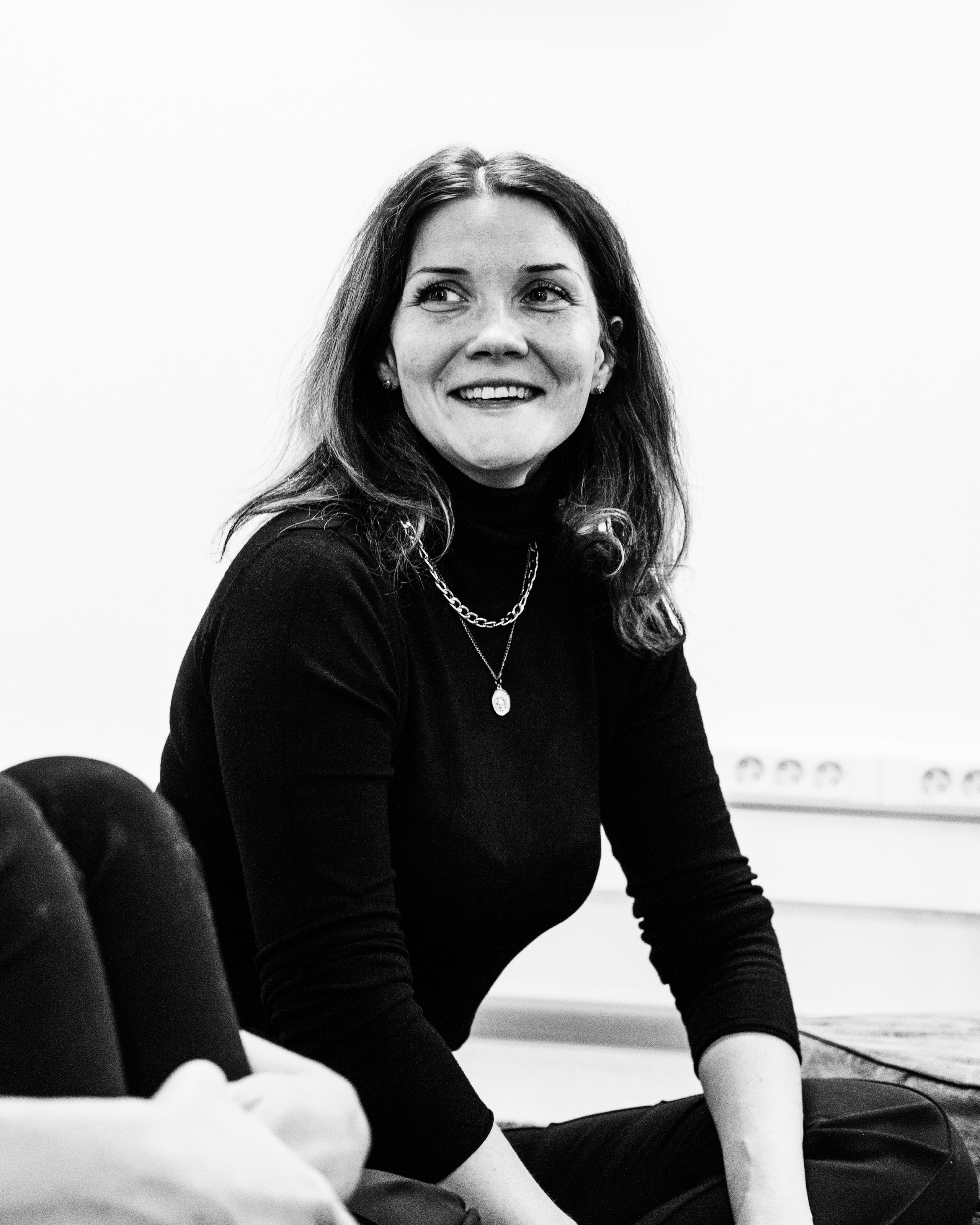 Черно-белый женский круг 09.09.23. Фотограф Старый Оскол Мавлыга Мария