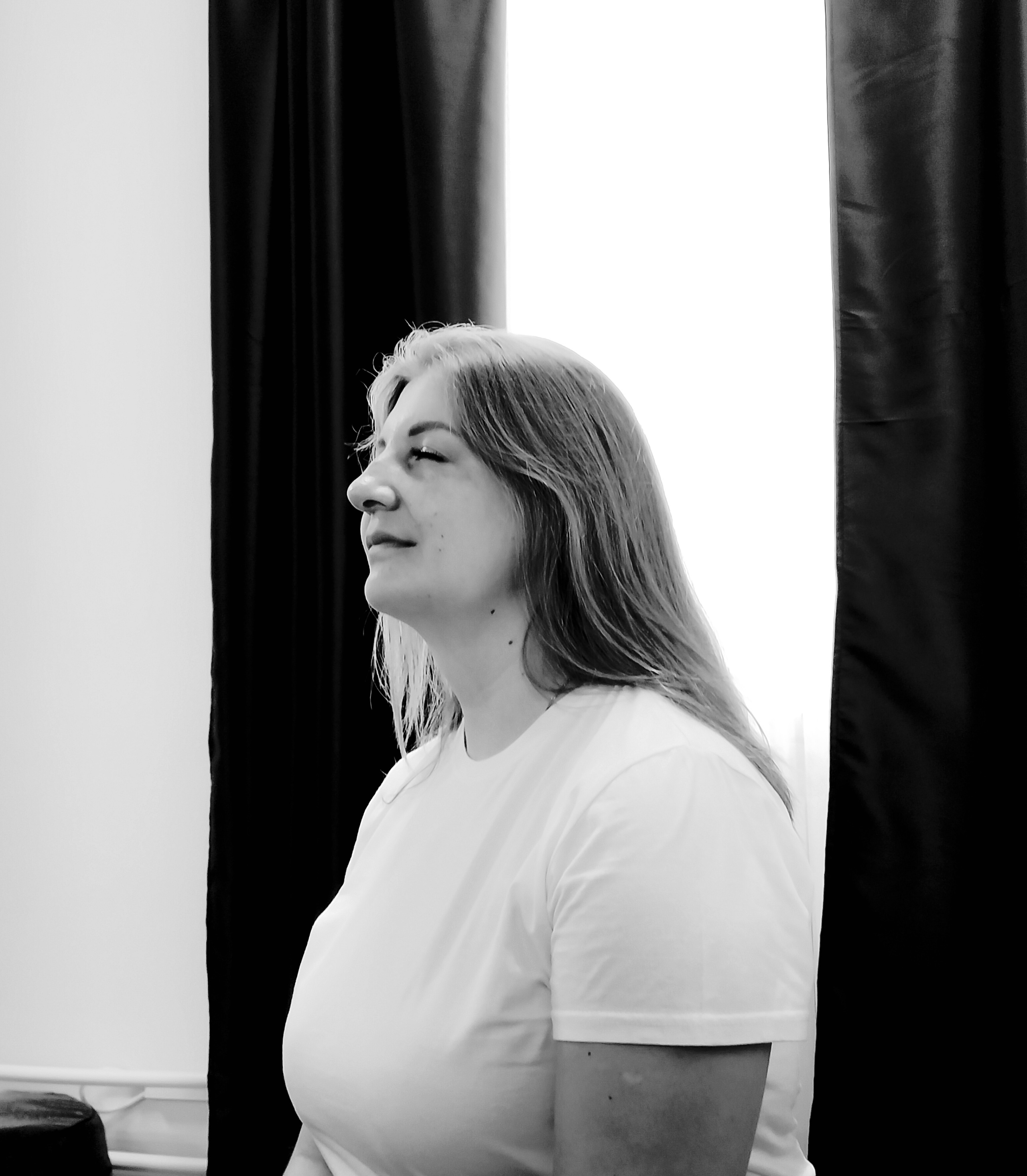 Черно-белый женский круг 09.09.23. Фотограф Старый Оскол Мавлыга Мария