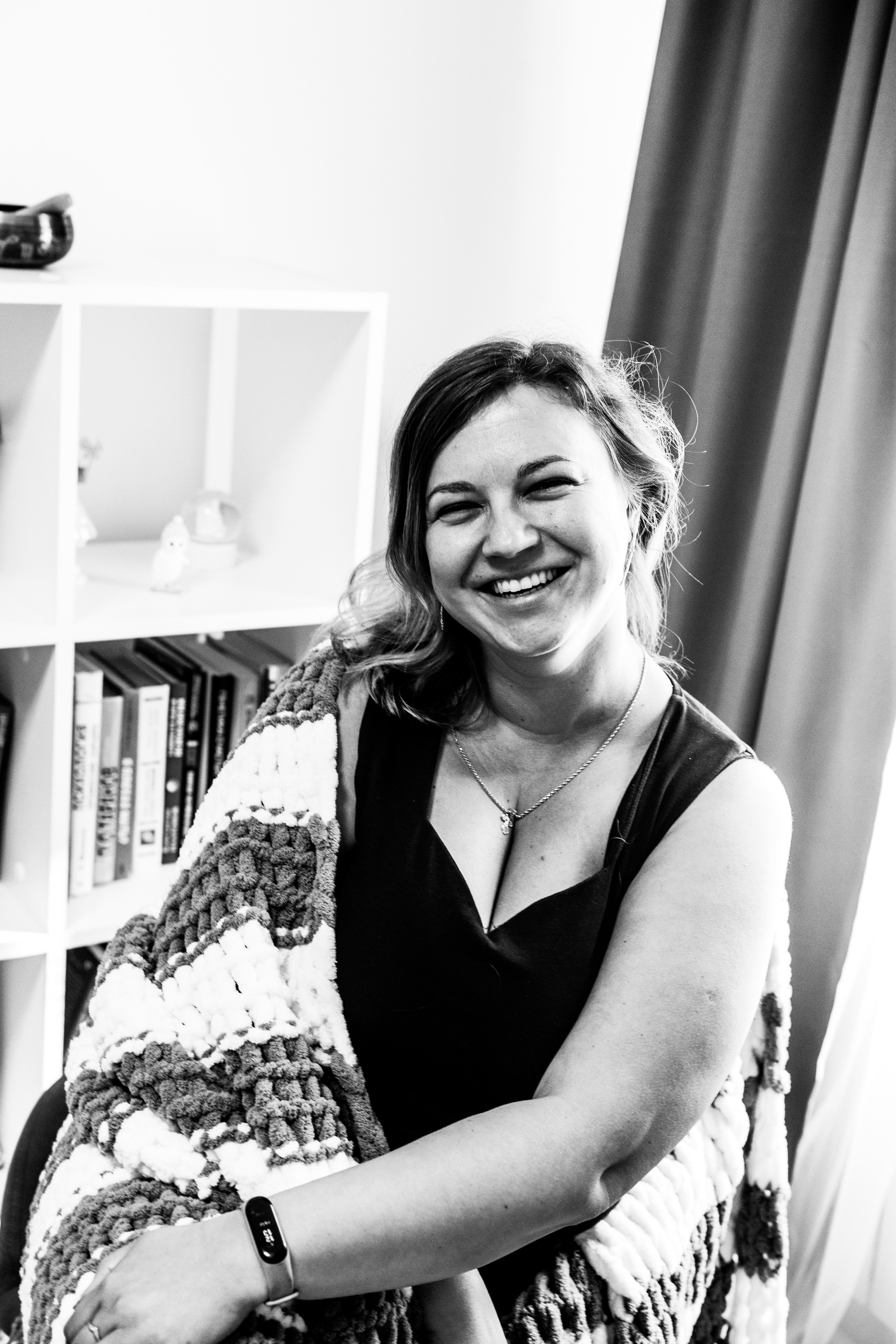 Черно-белый женский круг 09.09.23. Фотограф Старый Оскол Мавлыга Мария