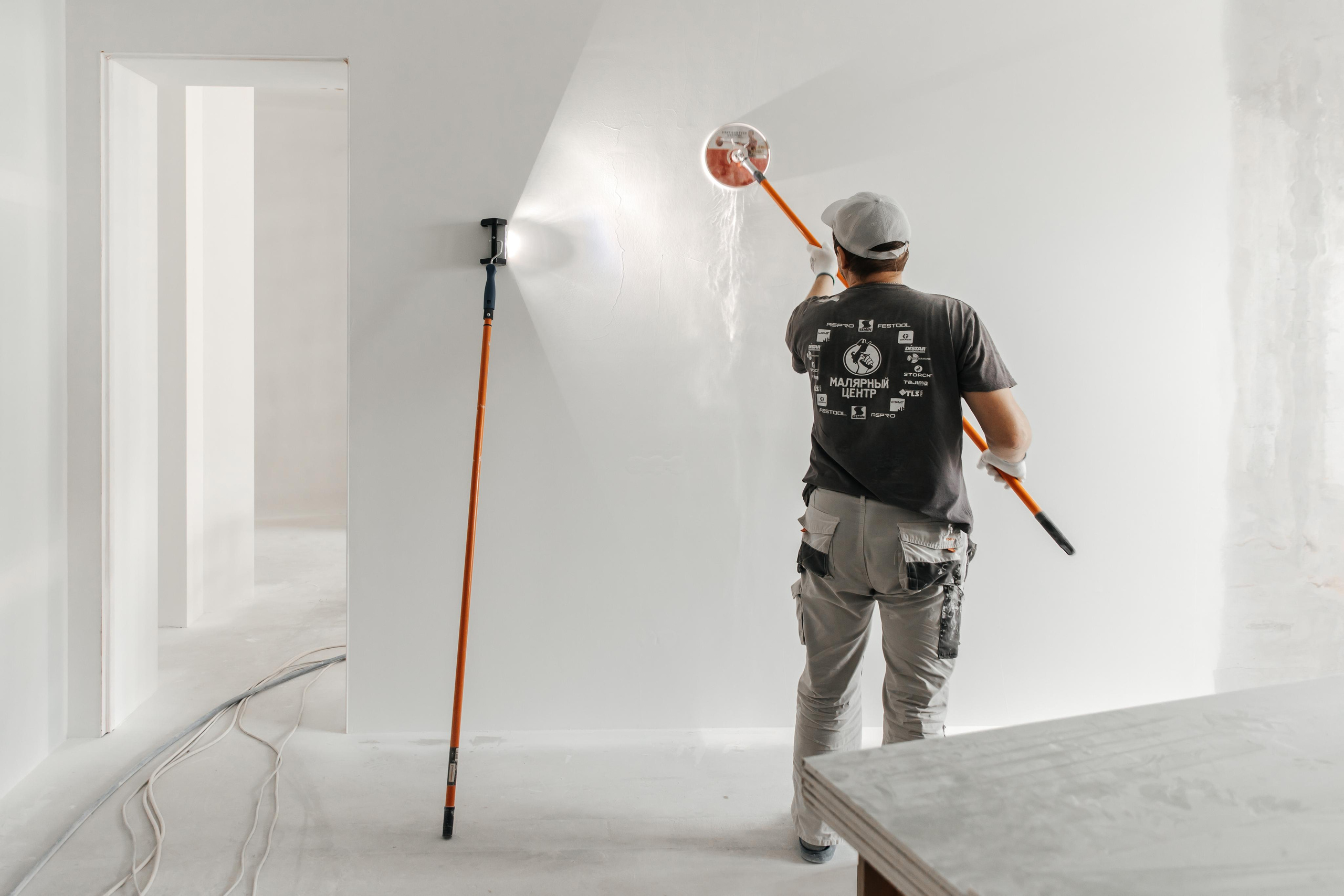 LOSSEW. Контент для производителя малярных ламп.