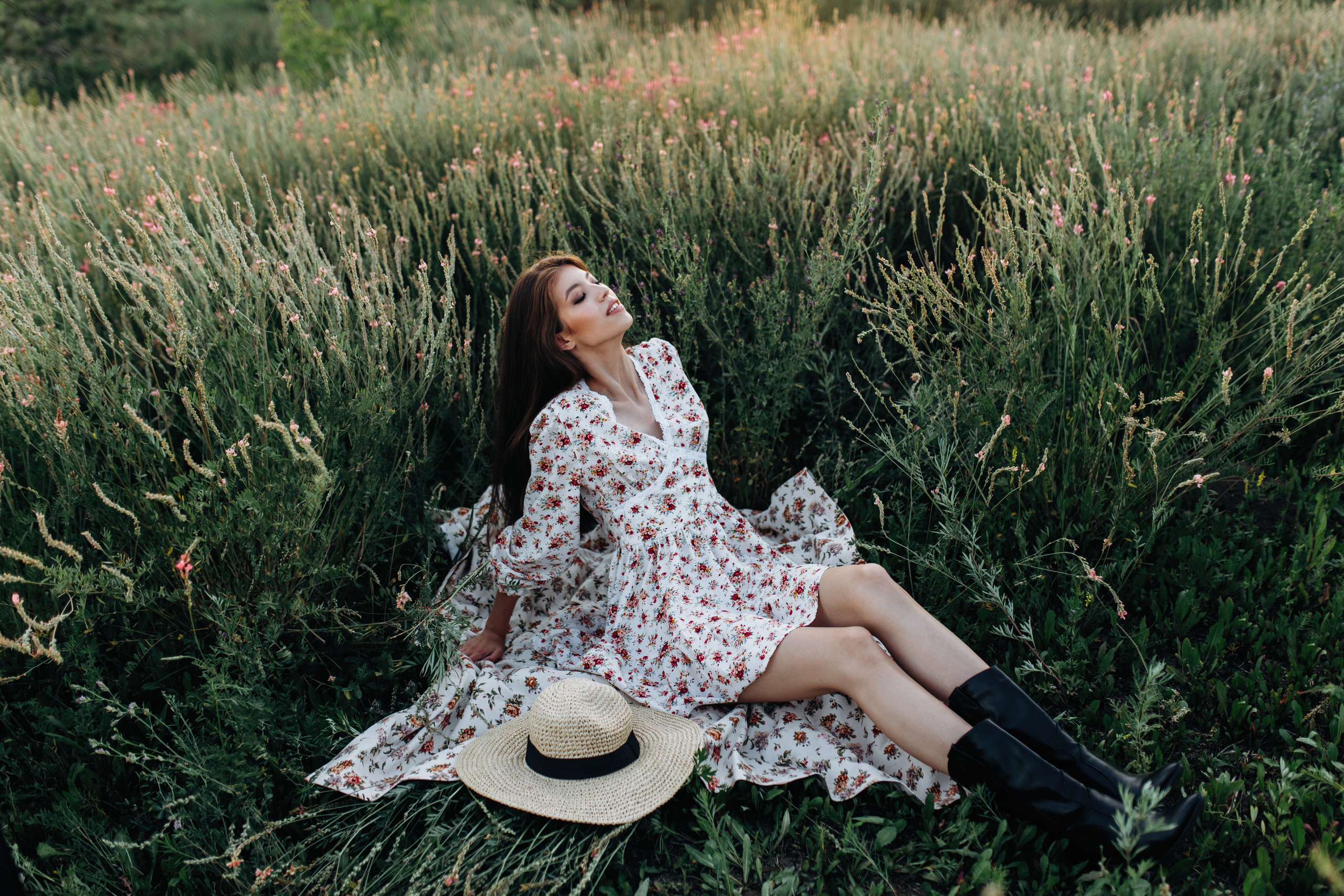 Studio Gross. Российский бренд женской одежды. Микс съемок. Лихошерстов Андрей — фотограф для бизнеса из Сибири